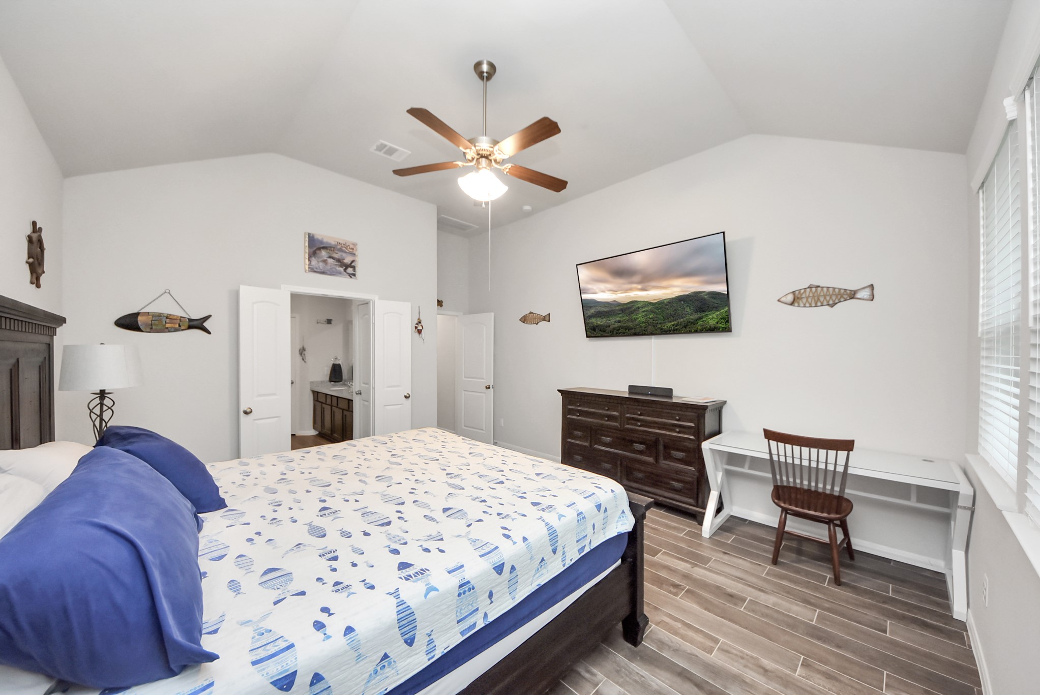1859 Beau Banks Way, Alvin, TX 77511