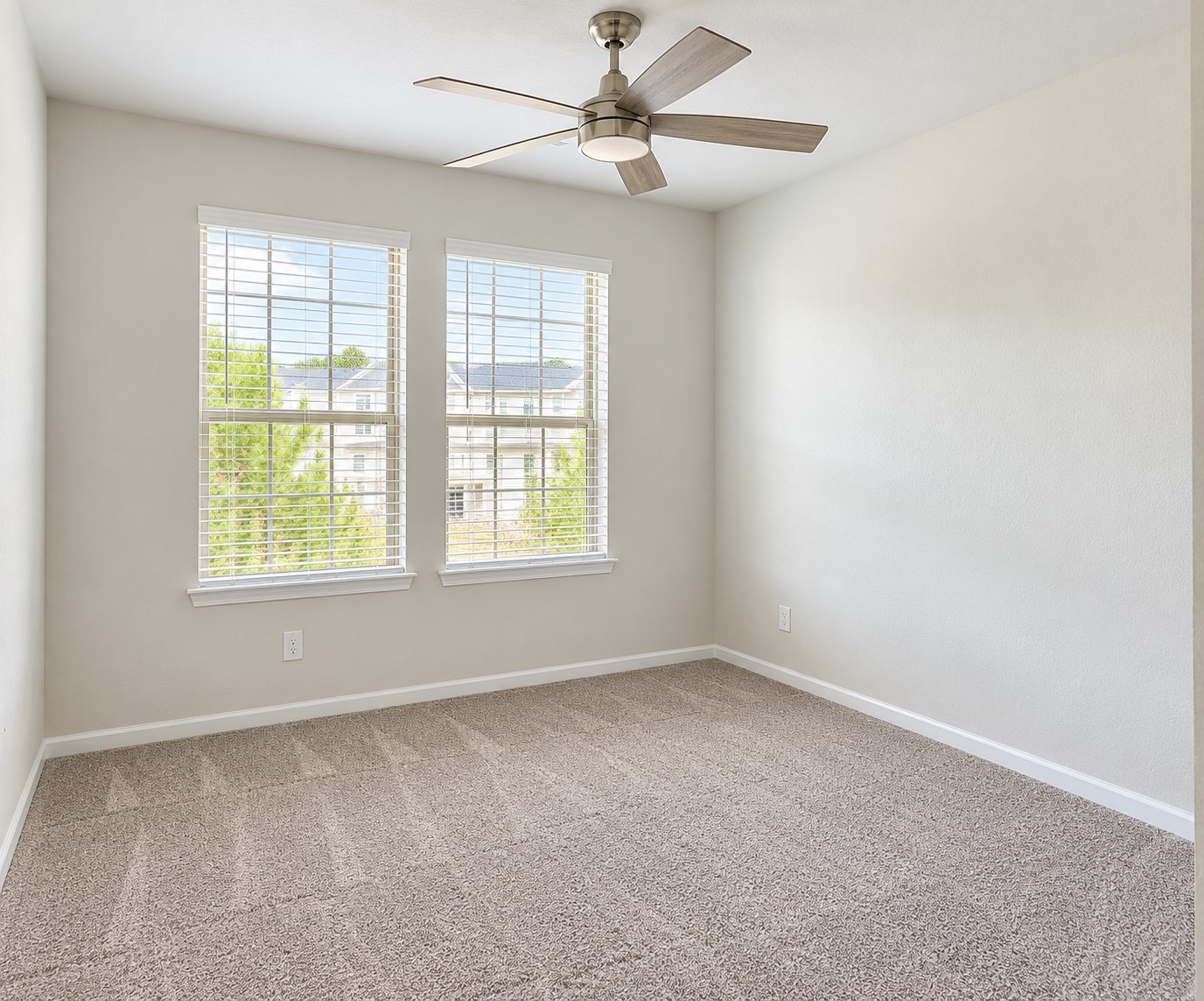 41 Snowdrop Lily Drive, Tomball, TX 77375