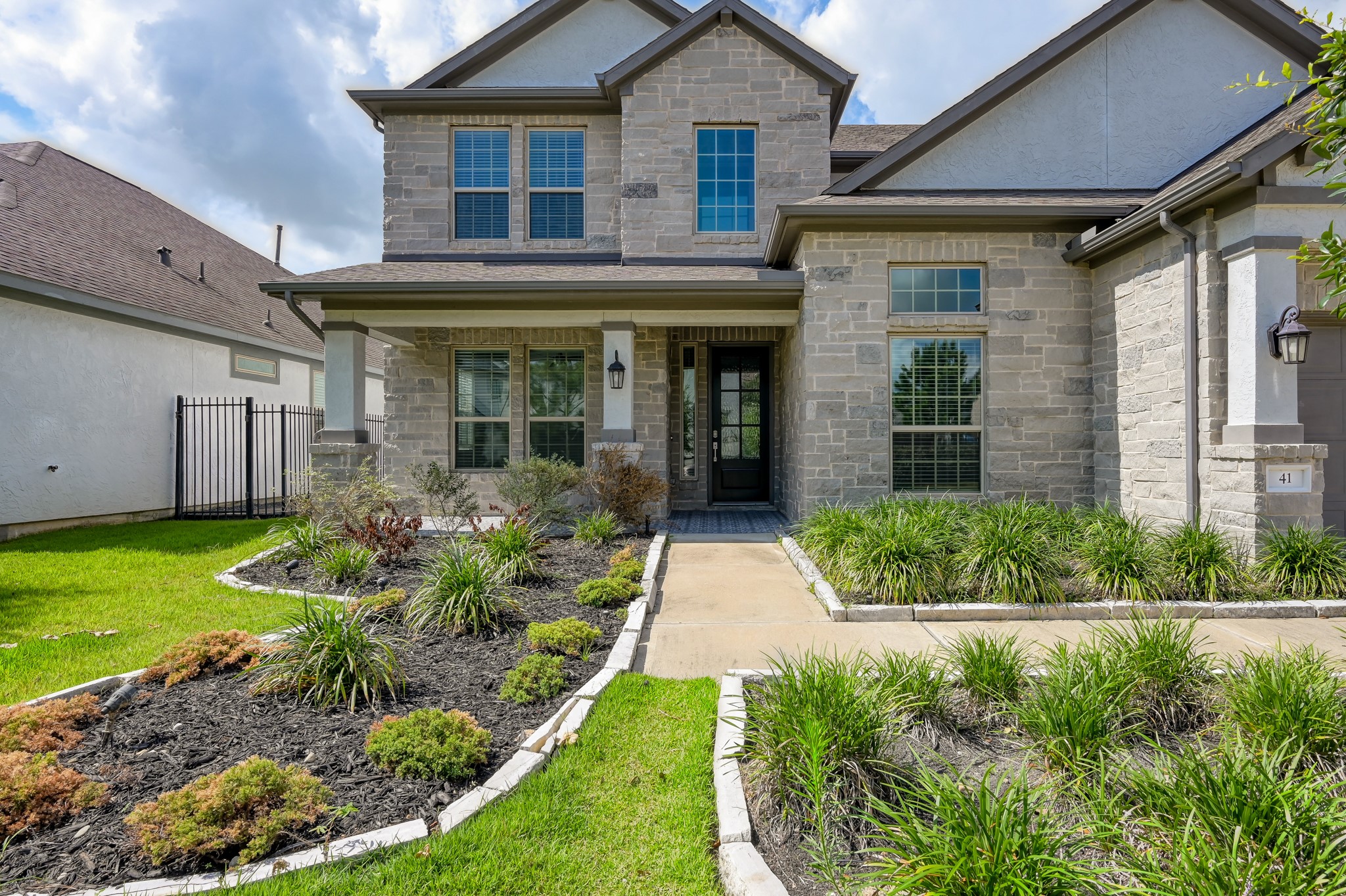 41 Snowdrop Lily Drive, Tomball, TX 77375