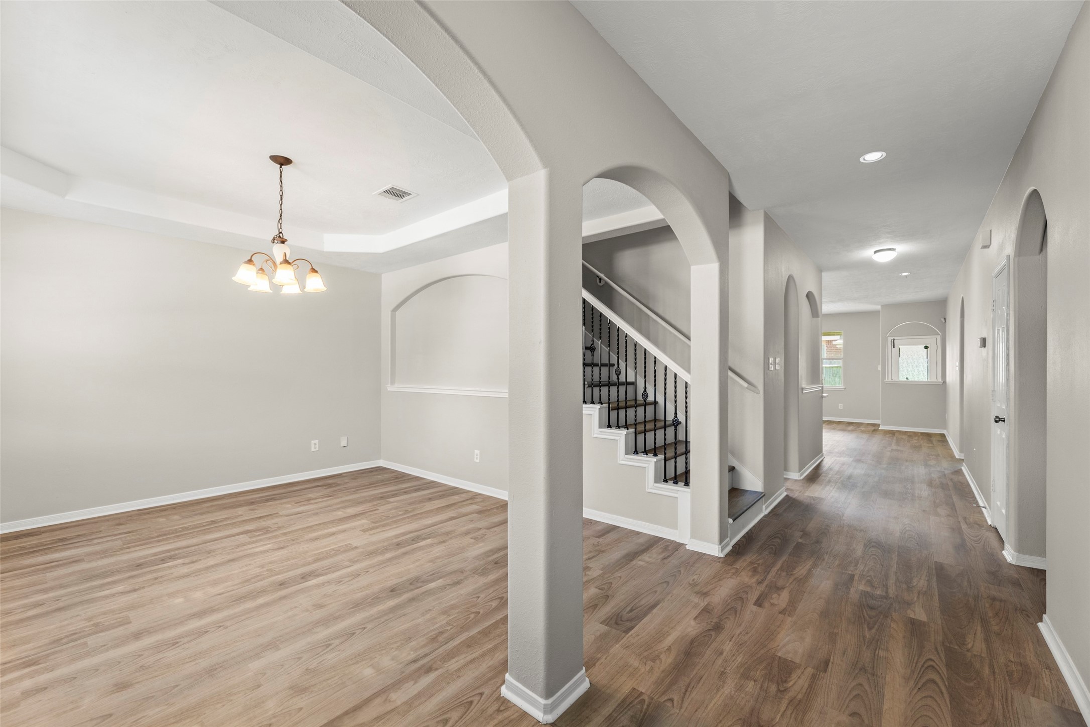 8911 Willow Wind Lane, Houston, TX 77083