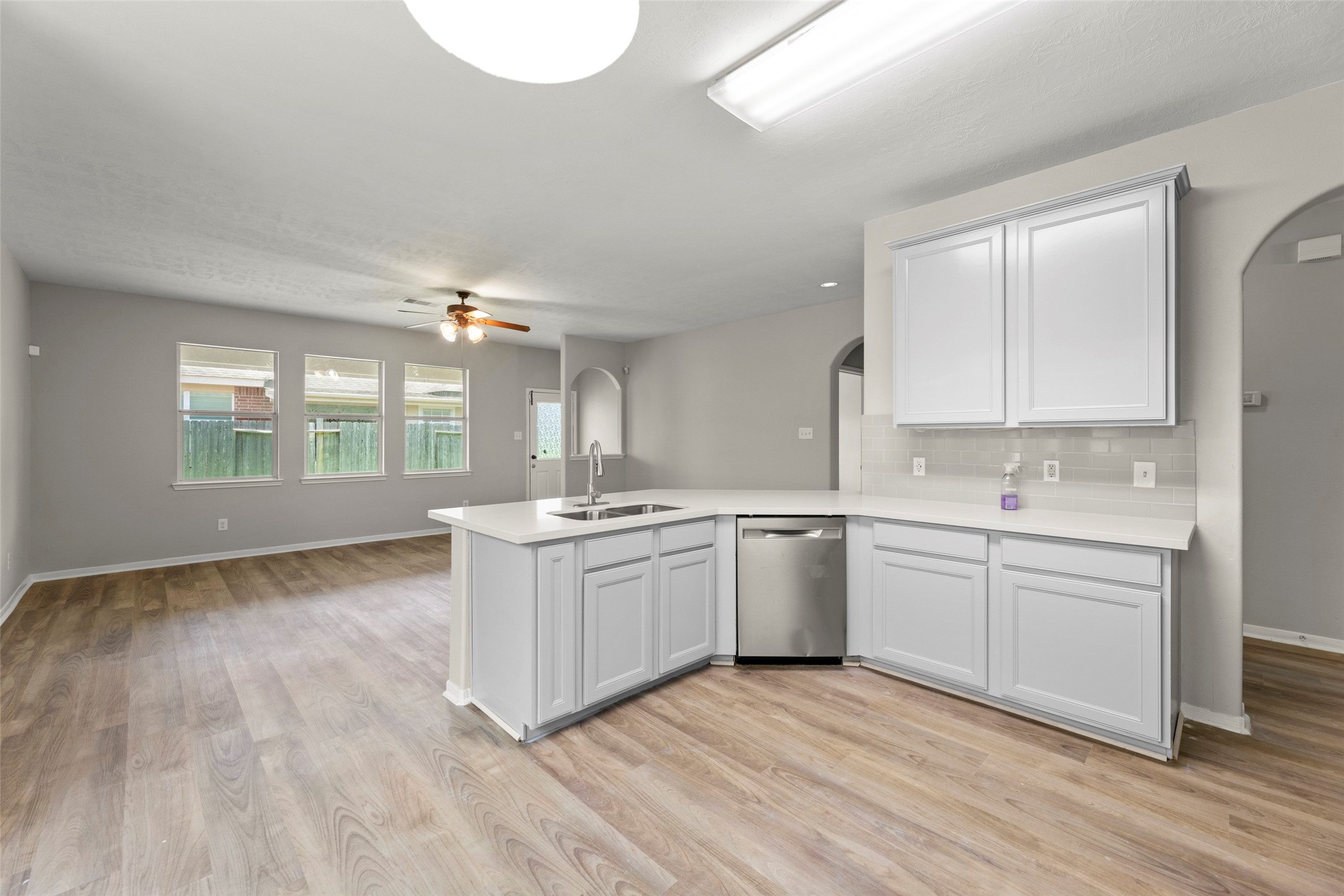 8911 Willow Wind Lane, Houston, TX 77083