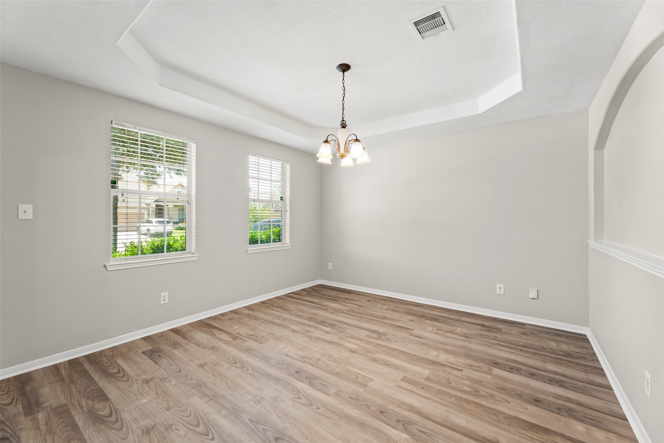 8911 Willow Wind Lane, Houston, TX 77083