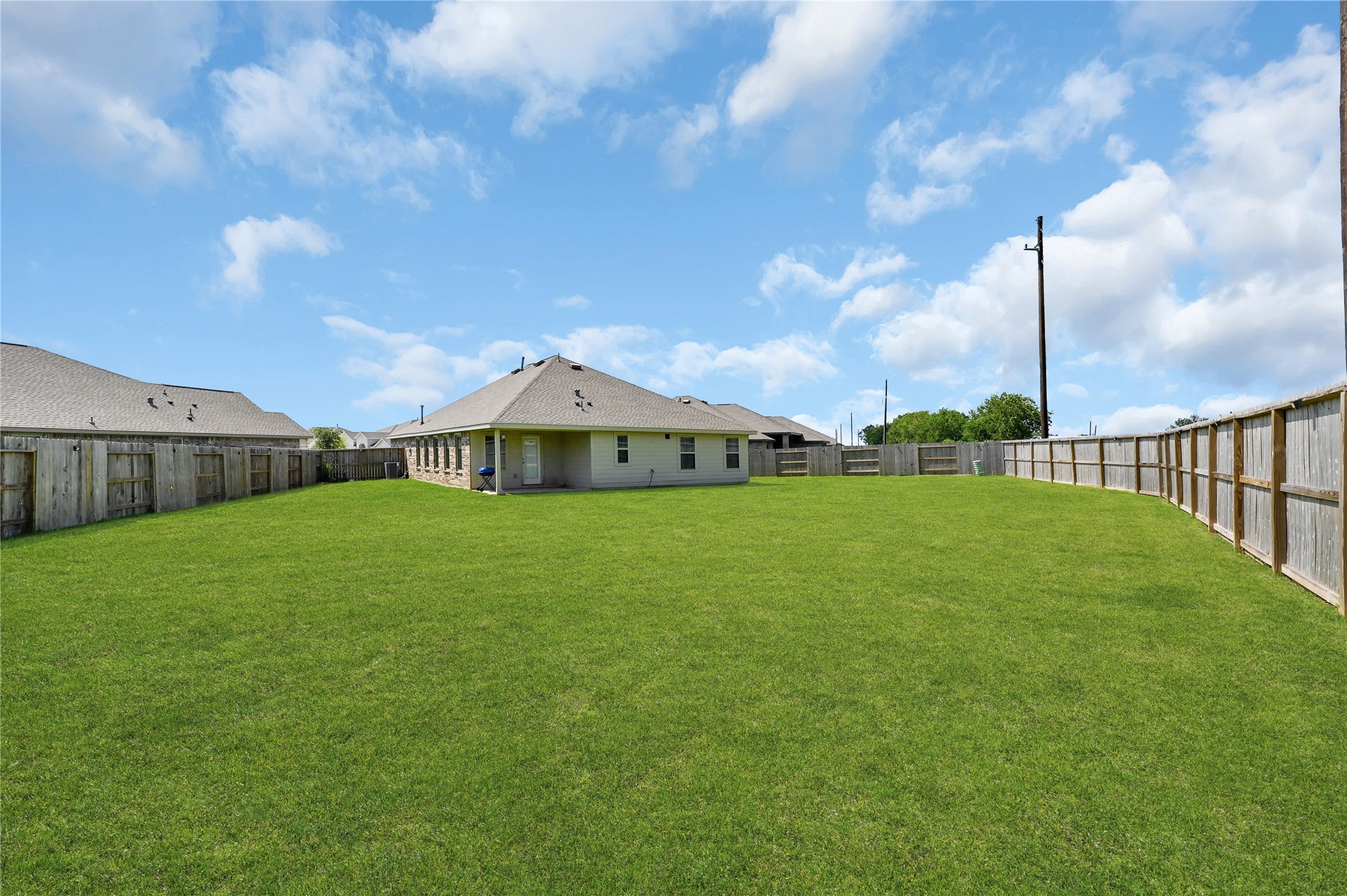 4802 Penton Meadow Lane, Rosharon, TX 77583