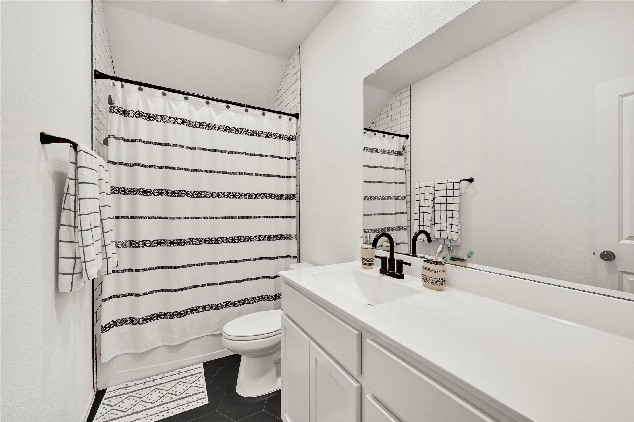 4802 Penton Meadow Lane, Rosharon, TX 77583