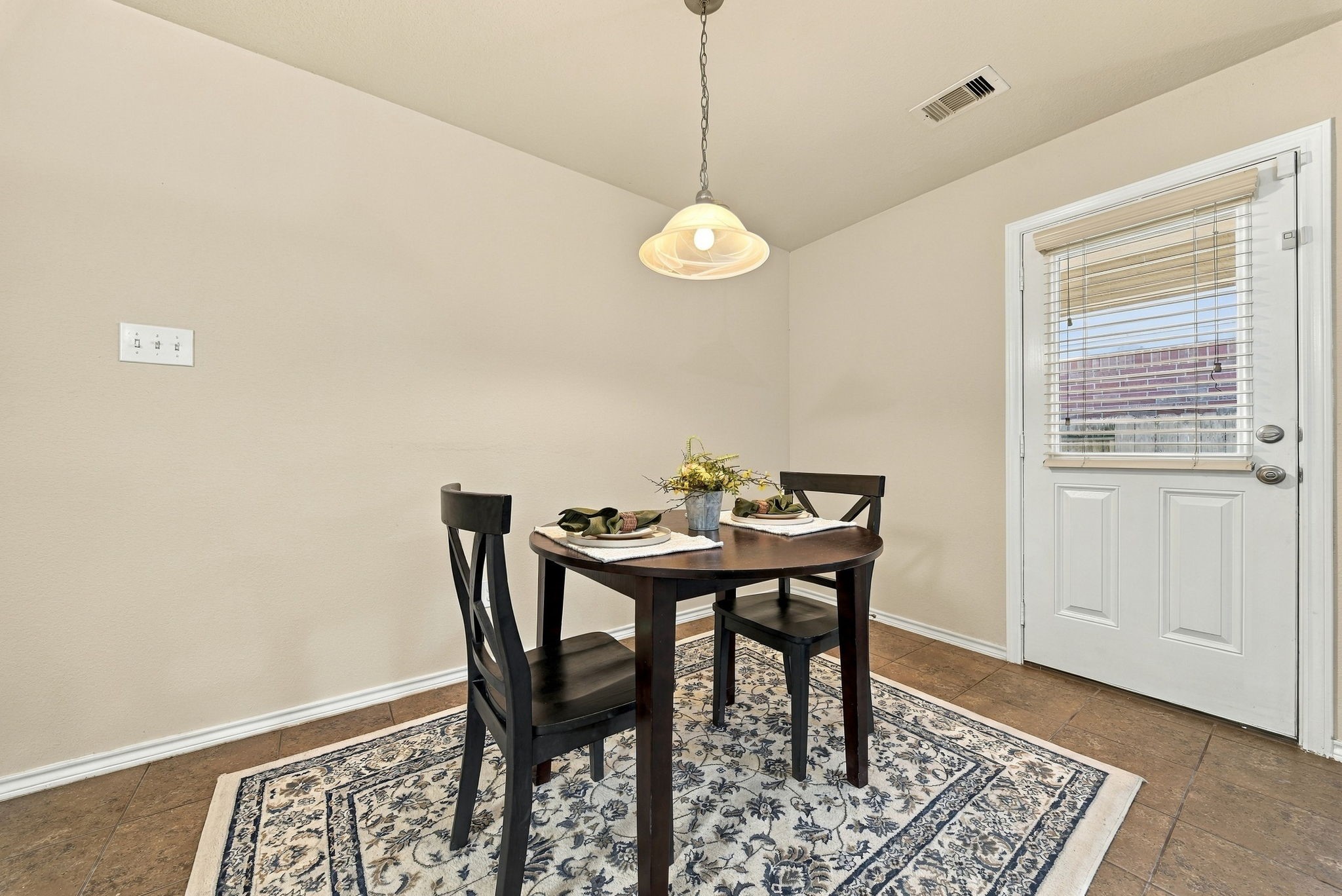 9911 Sterling Place Drive, Conroe, TX 77303