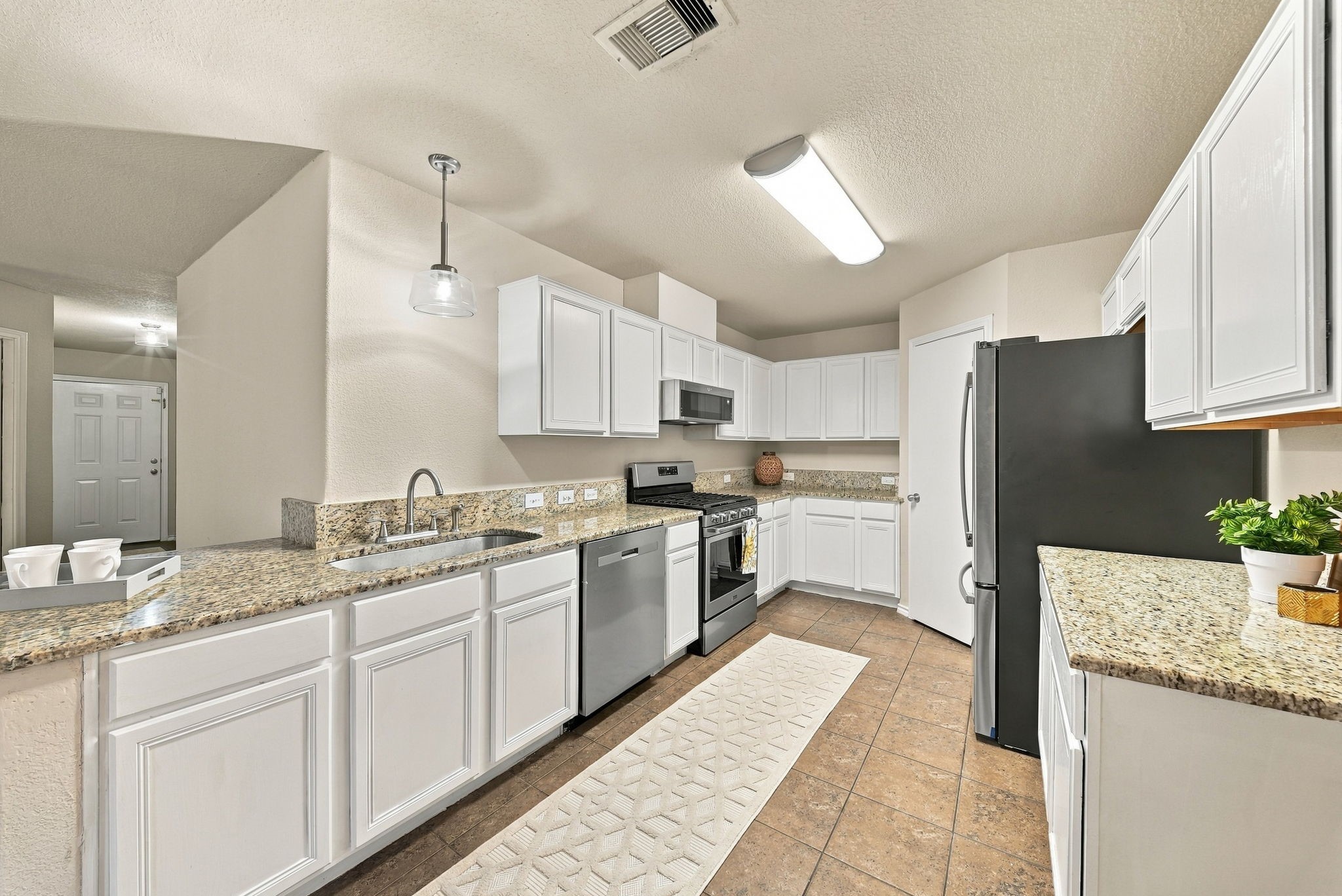 9911 Sterling Place Drive, Conroe, TX 77303