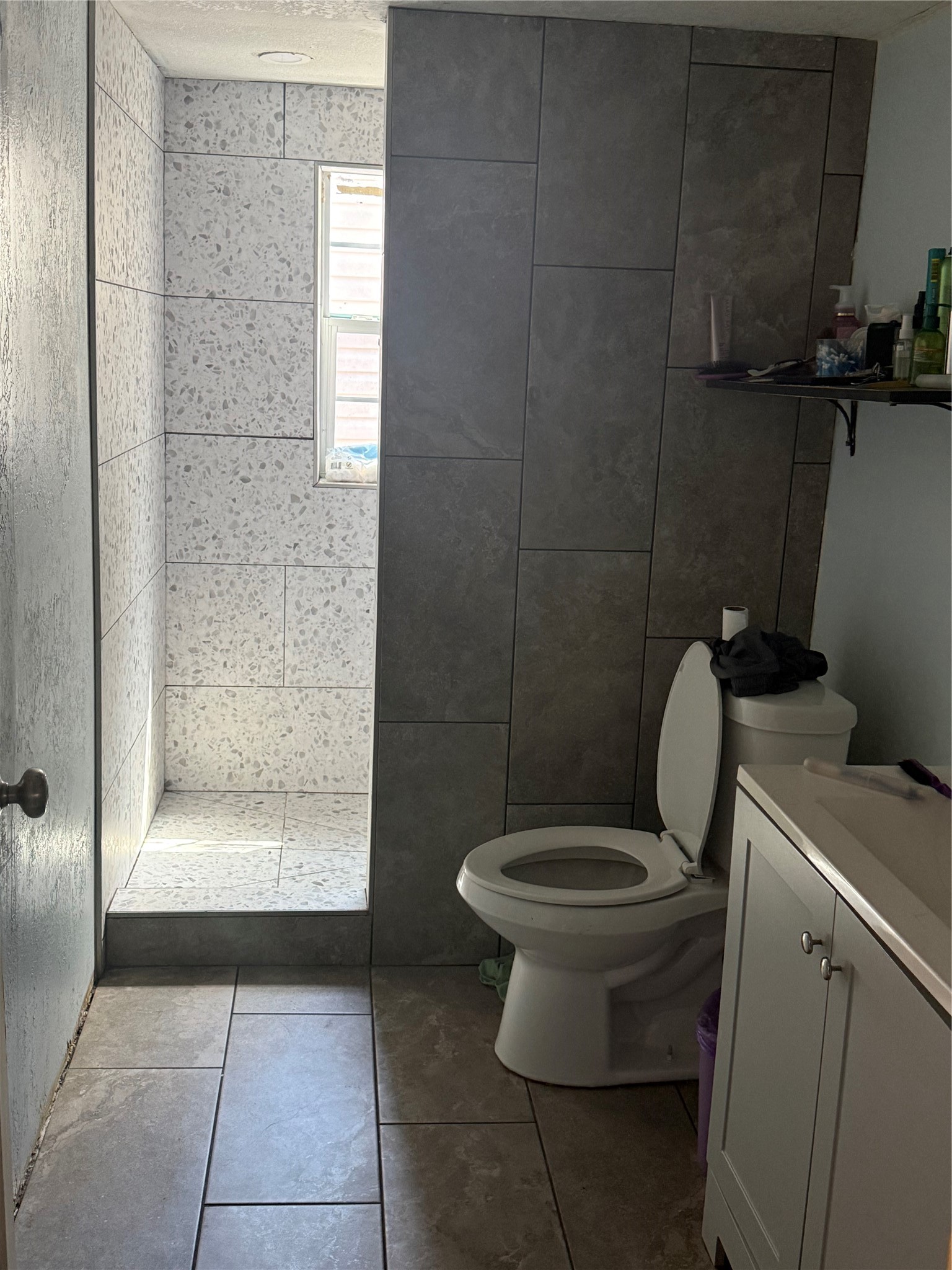 Full bathroom