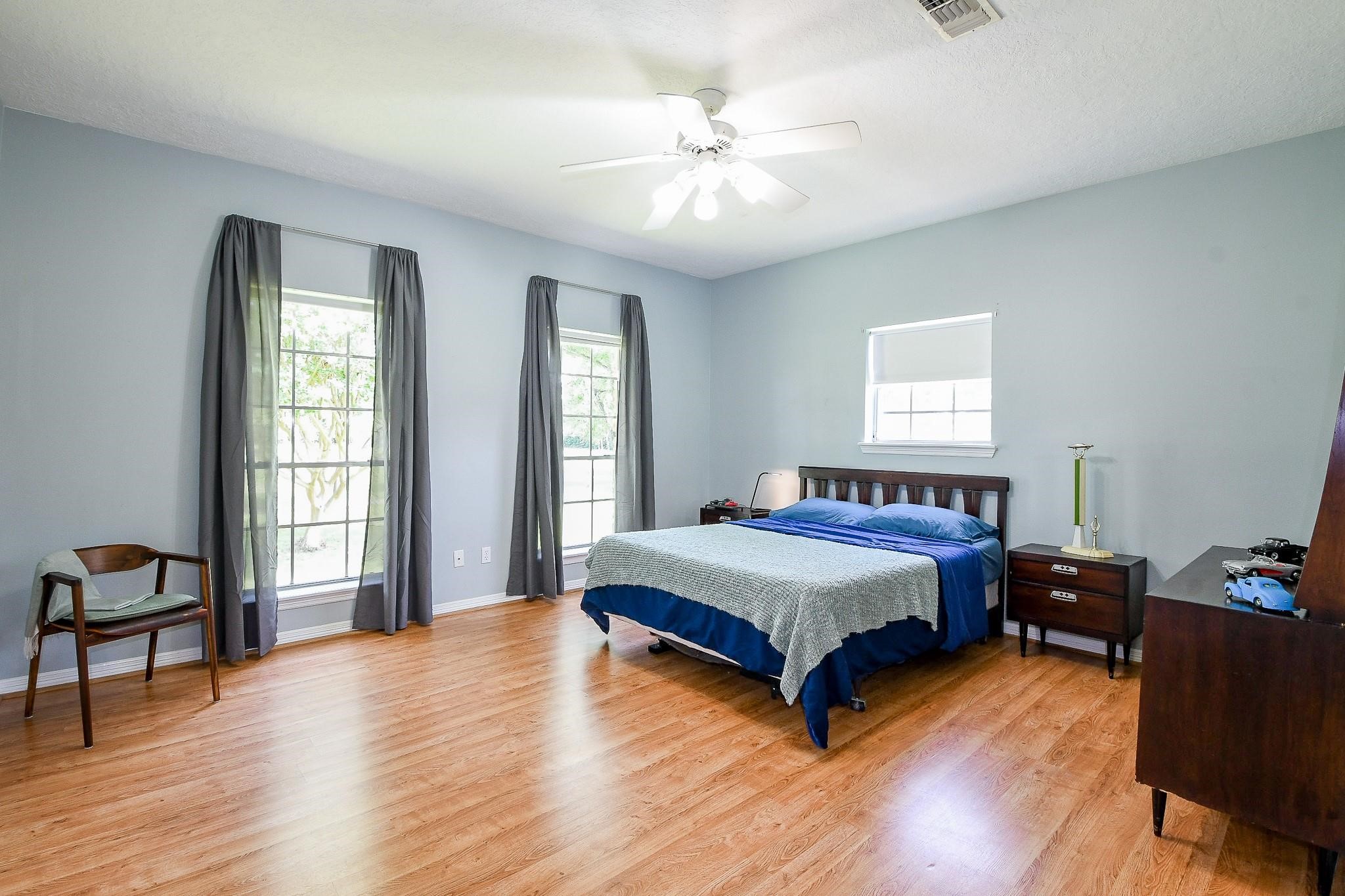 Large secondary bedroom in the primary house