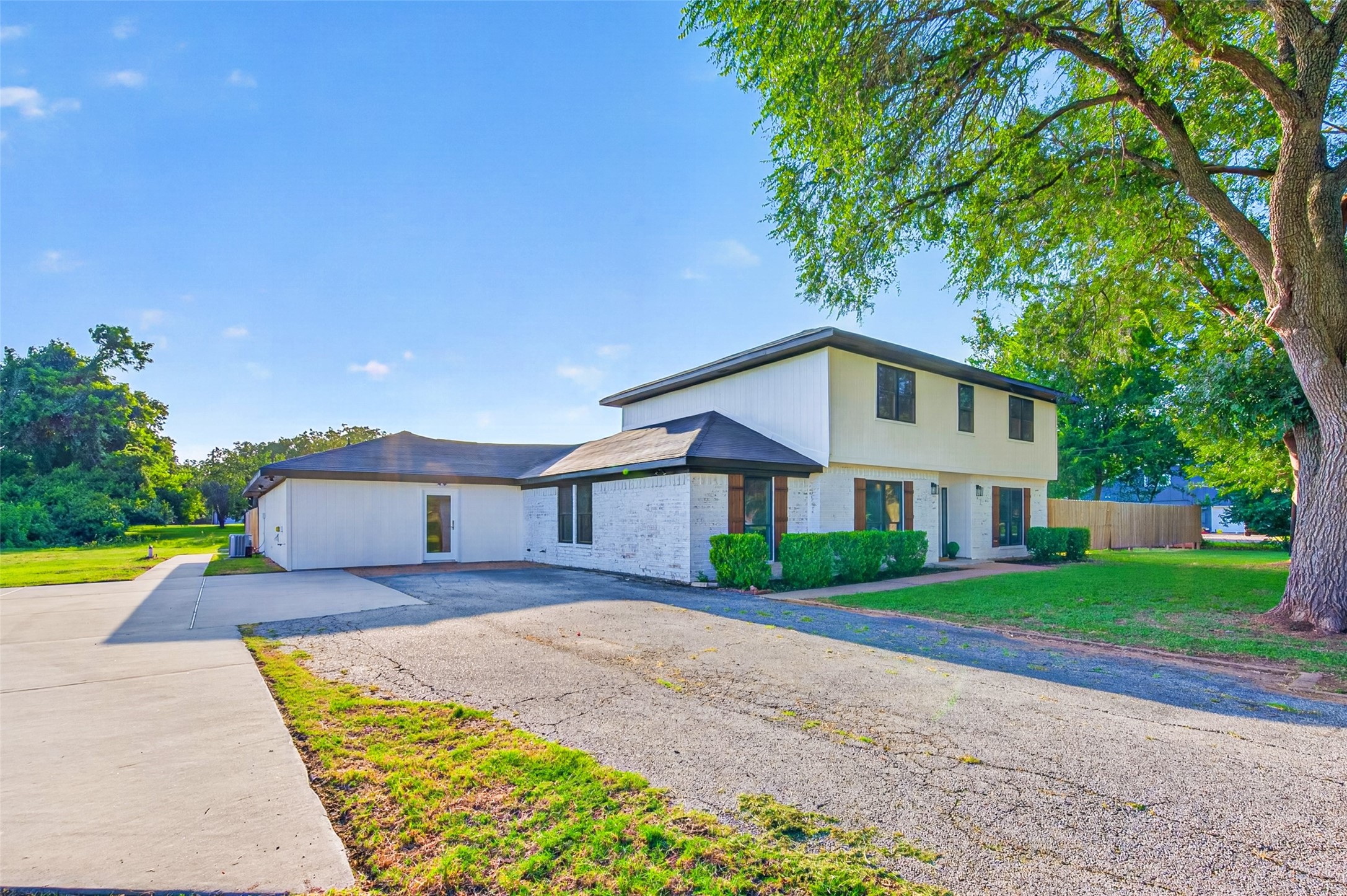 3811 Empress Lane, Richmond, TX 77406