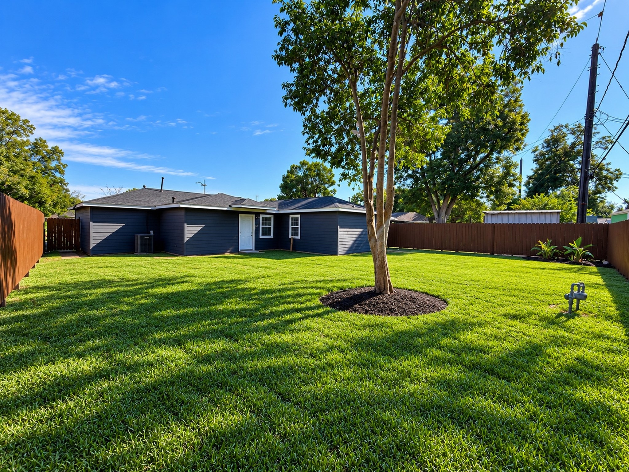 6633 W 43rd Street, Houston, TX 77092