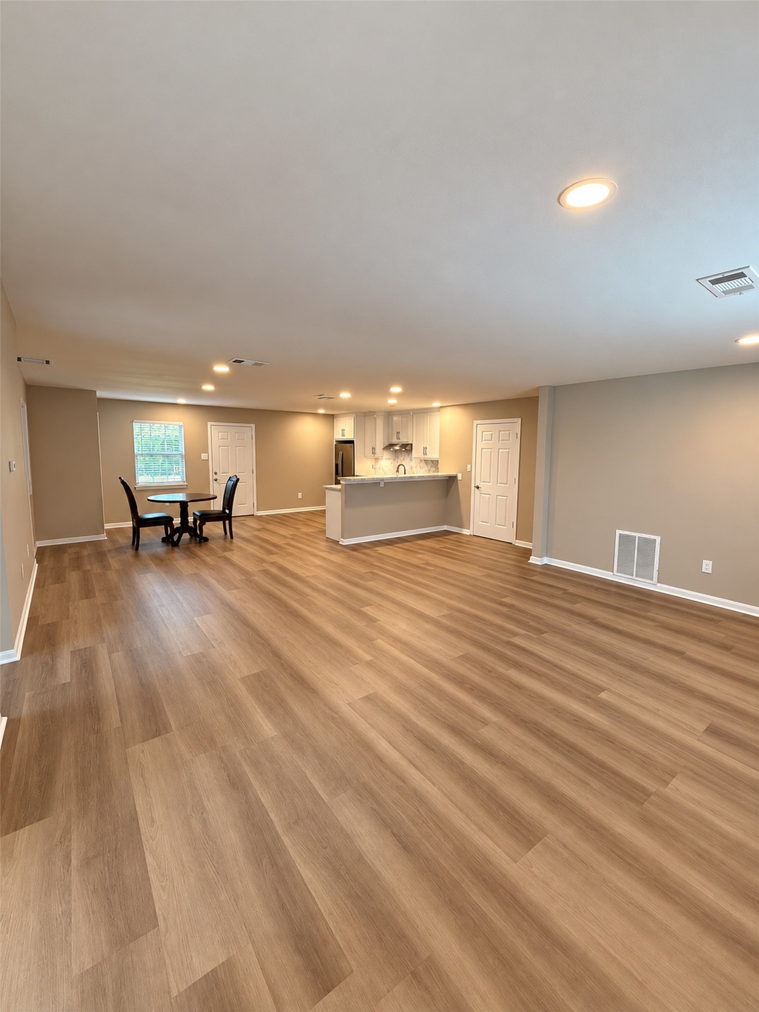 6633 W 43rd Street, Houston, TX 77092