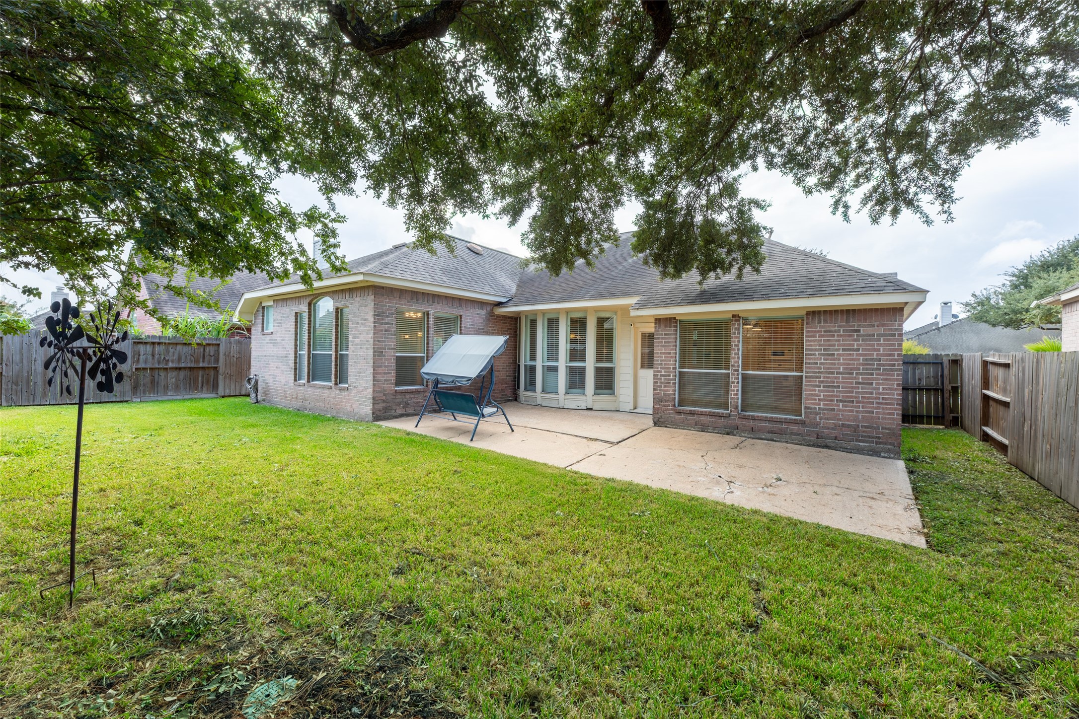 12322 Aspen Lane, Stafford, TX 77477