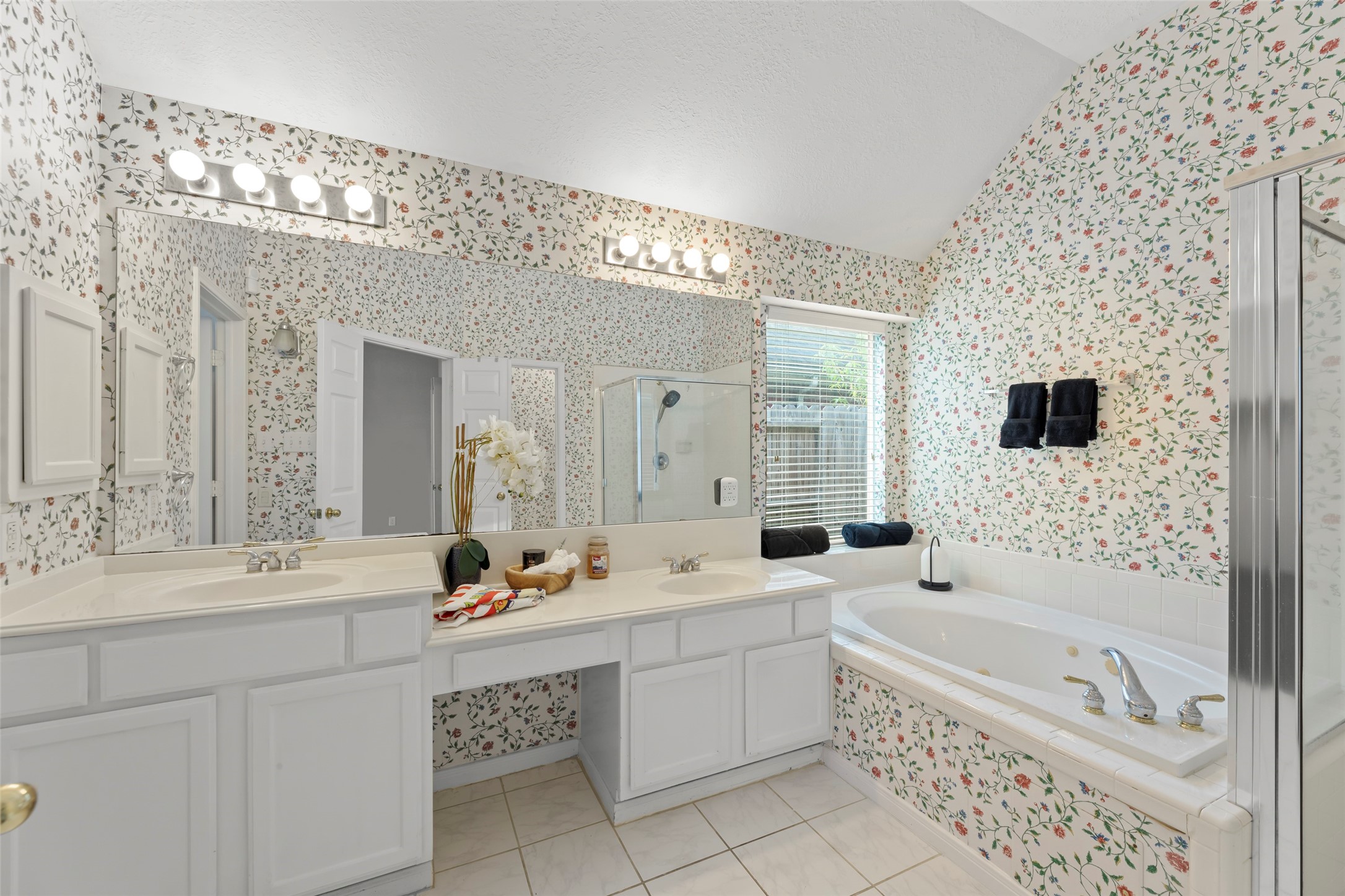 12322 Aspen Lane, Stafford, TX 77477