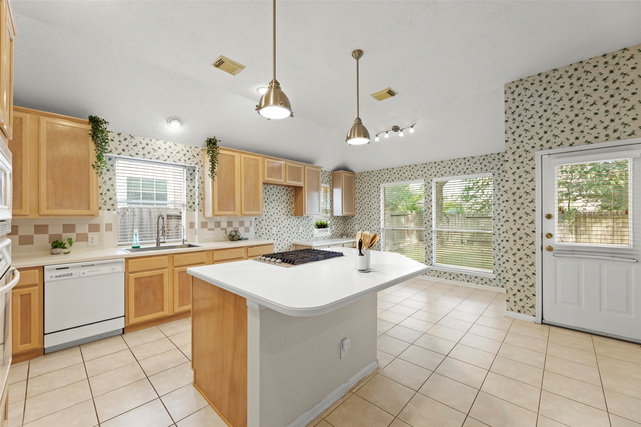 12322 Aspen Lane, Stafford, TX 77477