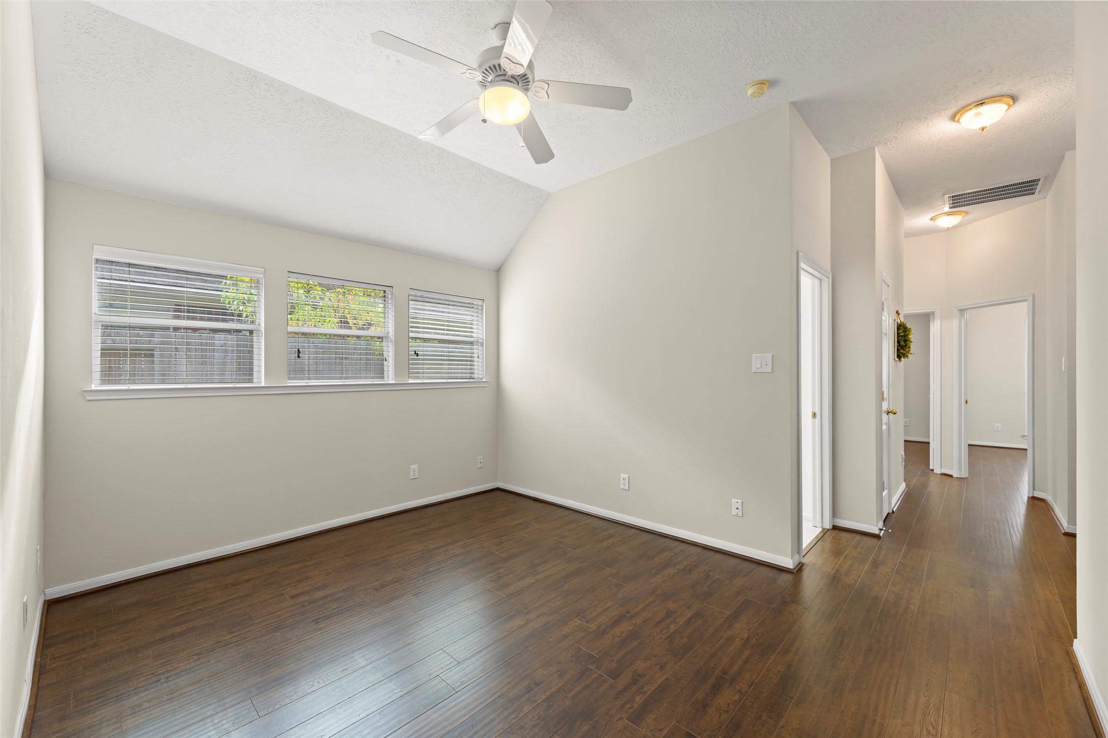 12322 Aspen Lane, Stafford, TX 77477