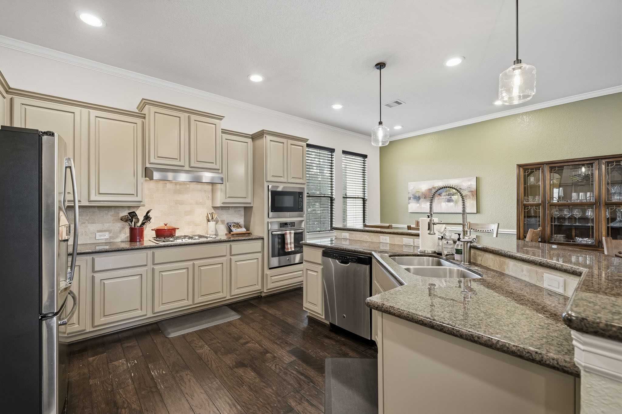 10112 Spring Shadows Park Circle, Houston, TX 77080