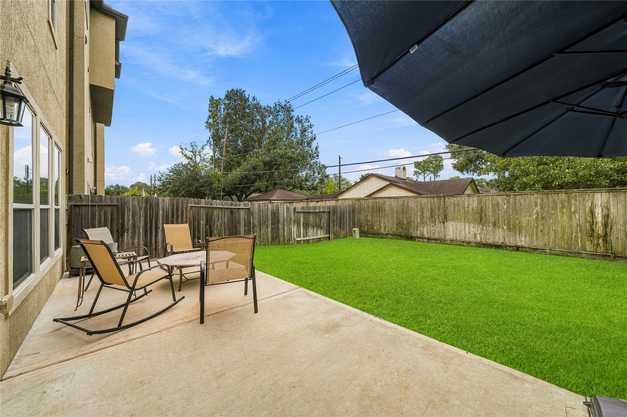10112 Spring Shadows Park Circle, Houston, TX 77080