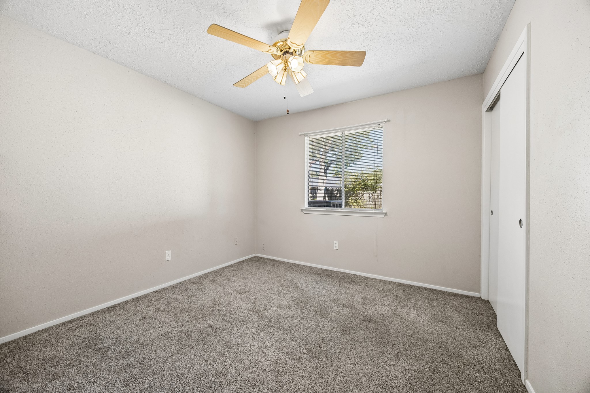 2514 Ewell Drive, League City, TX 77573