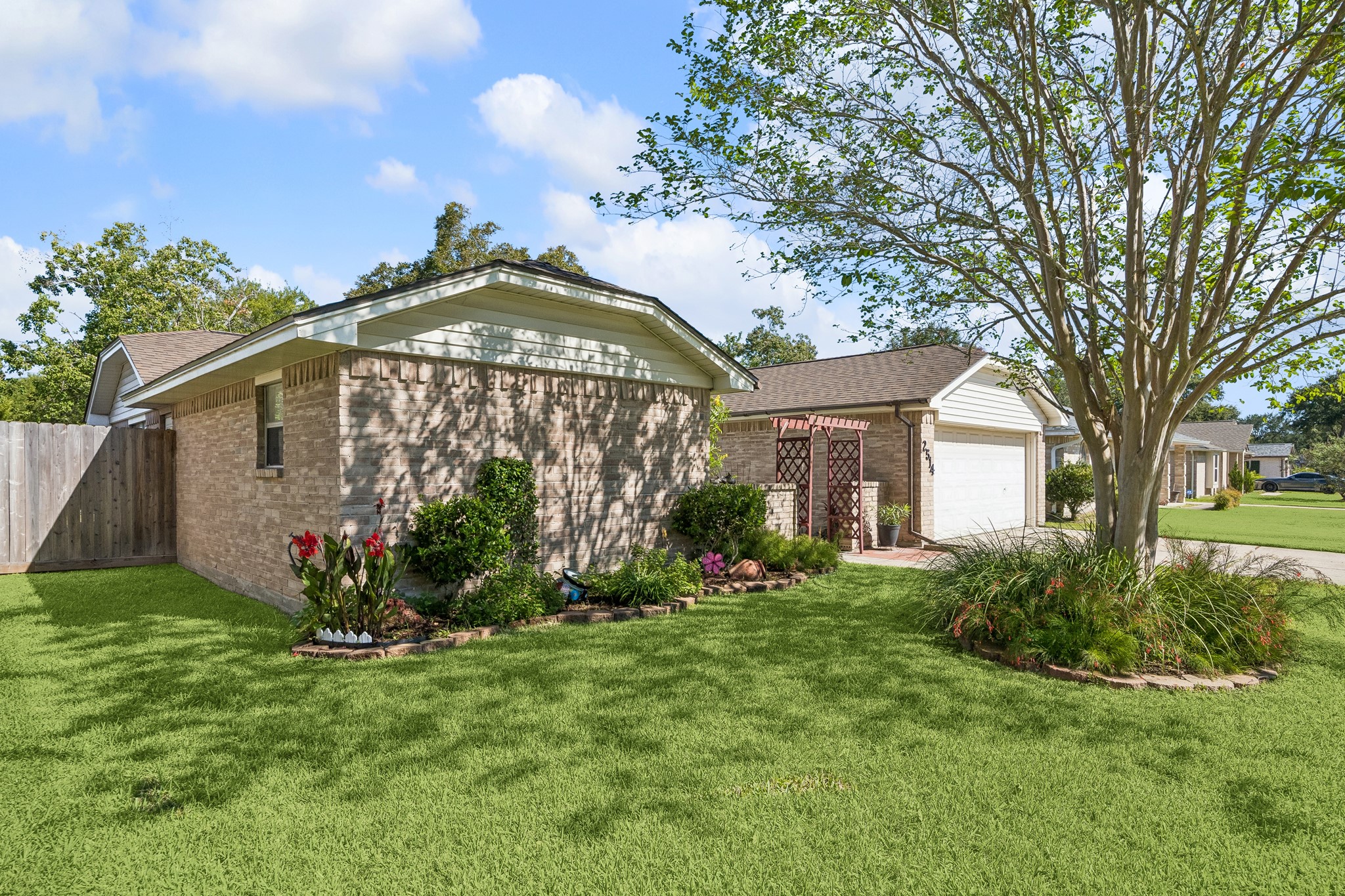 2514 Ewell Drive, League City, TX 77573