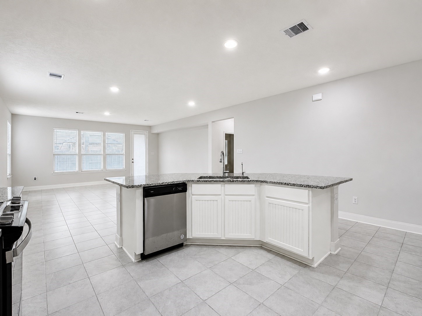 1023 Valley Crest Lane, La Marque, TX 77568