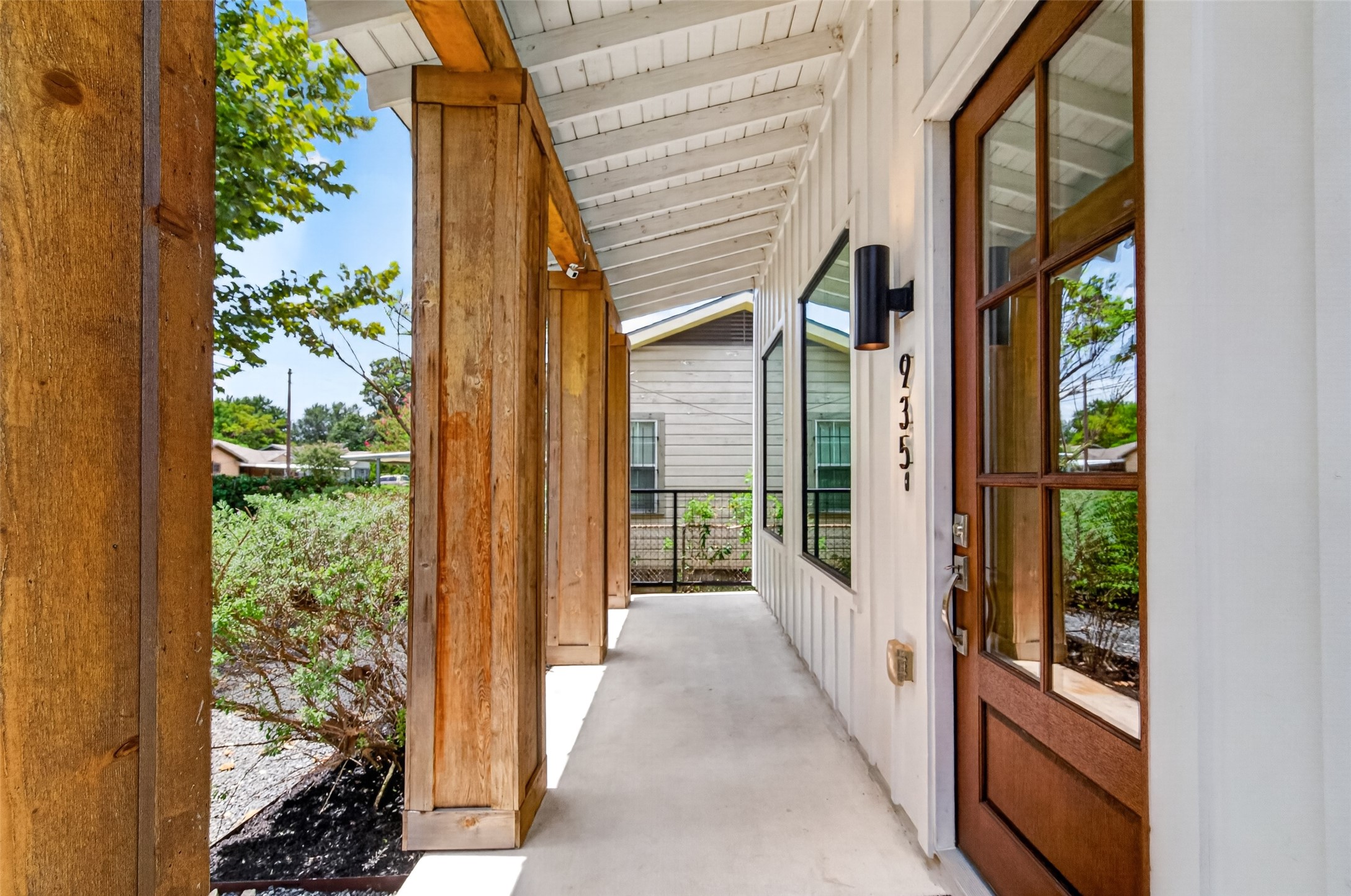 935 Bunton Street, Houston, TX 77009