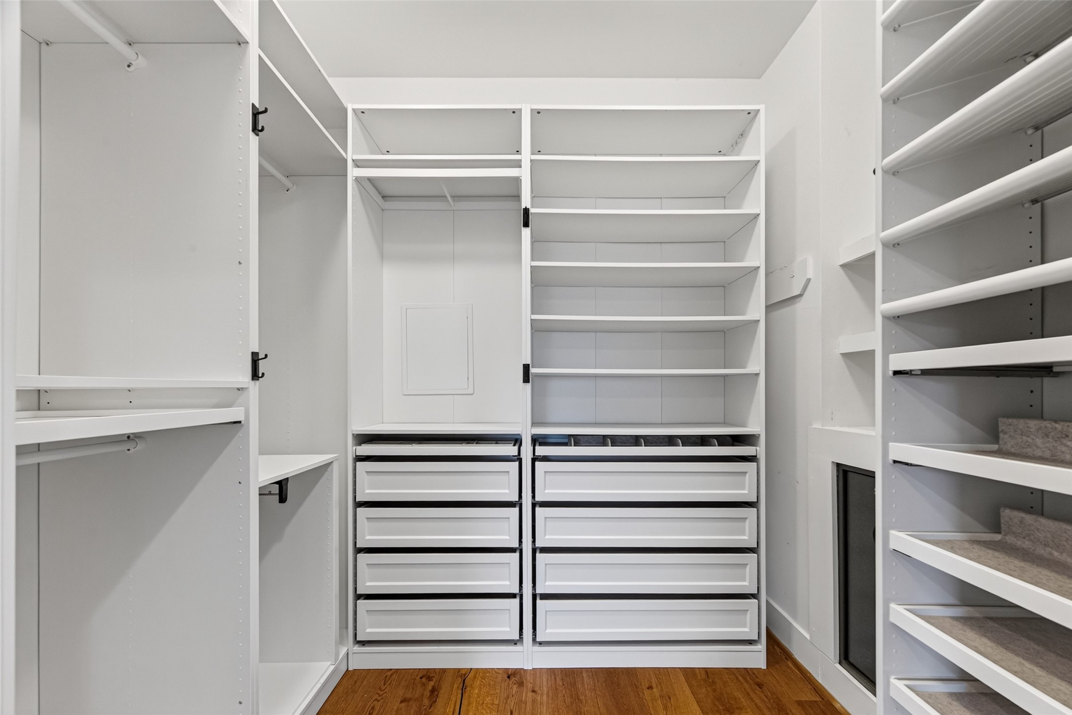 935 Bunton Street, Houston, TX 77009
