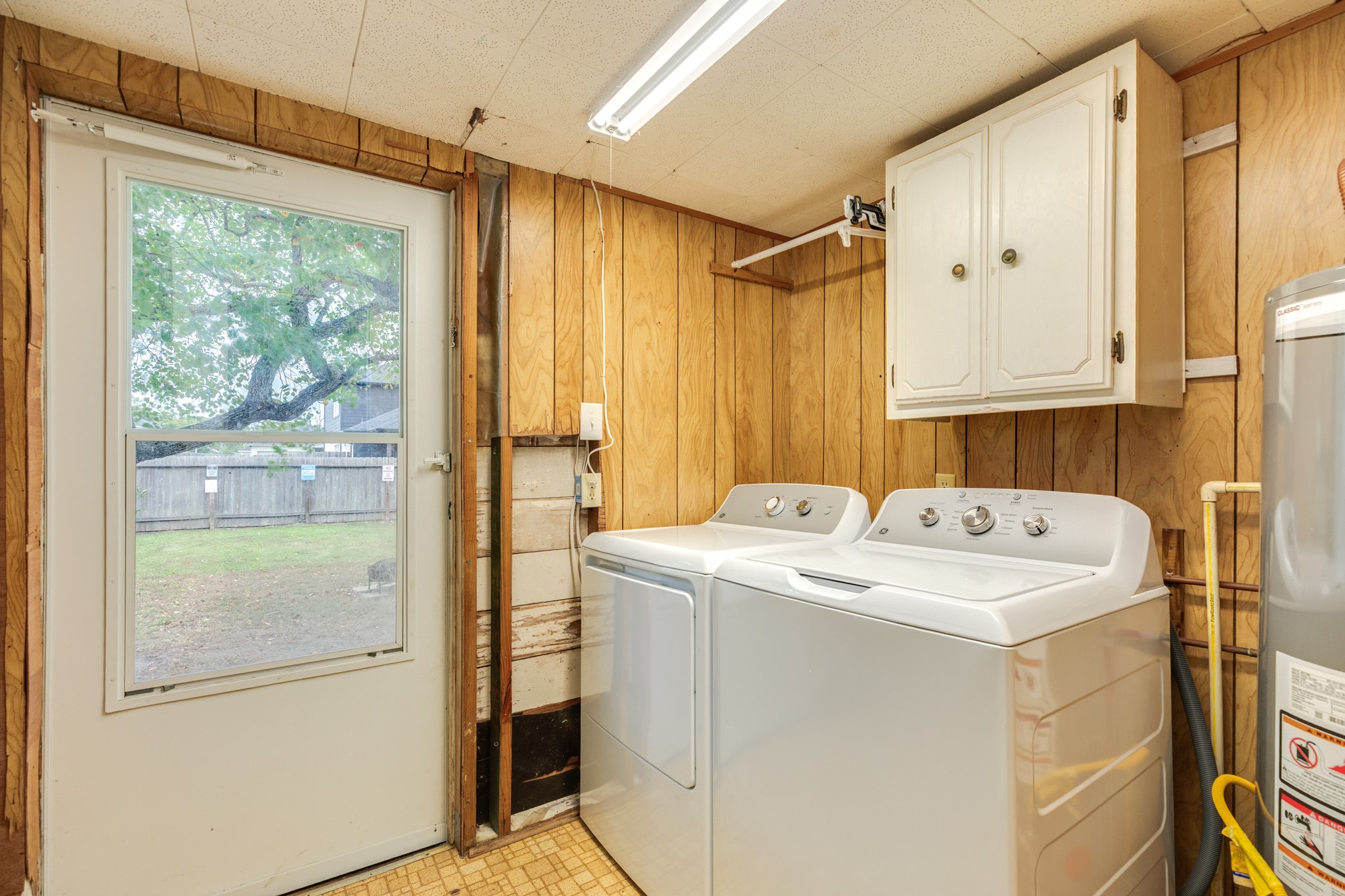 7414 Stewart Street, Hitchcock, TX 77563