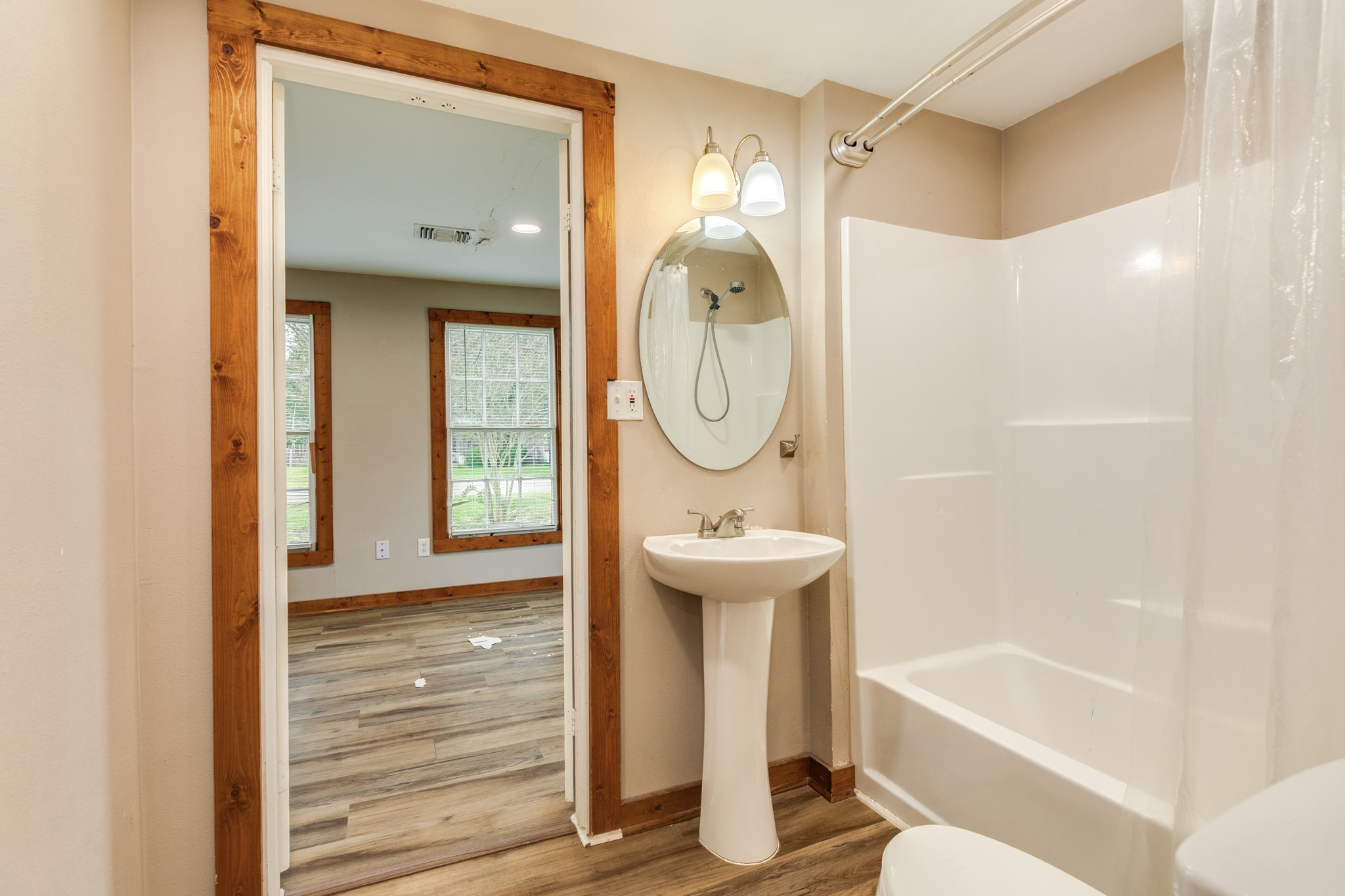 7414 Stewart Street, Hitchcock, TX 77563