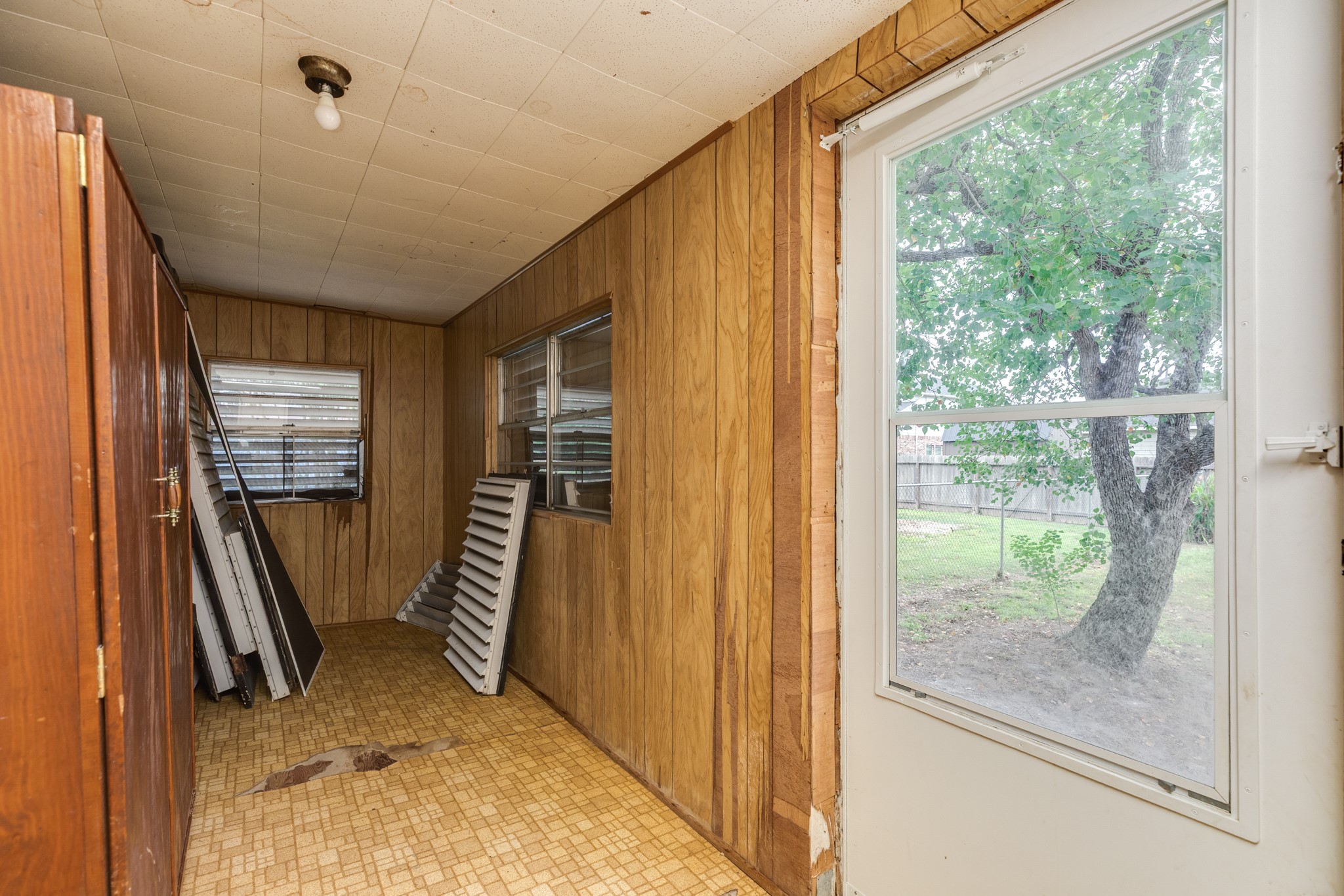 7414 Stewart Street, Hitchcock, TX 77563