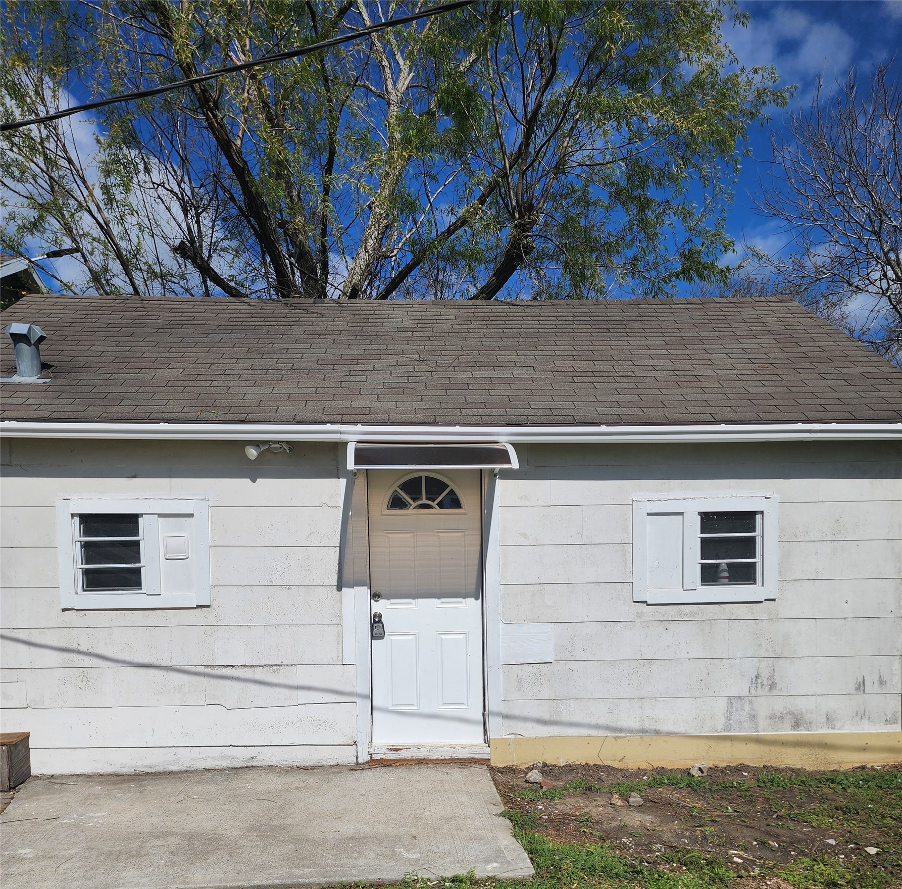 211 Avenue B, #1/2, La Marque, TX 77568 211 Avenue B, #1/2, La Marque, TX 77568
