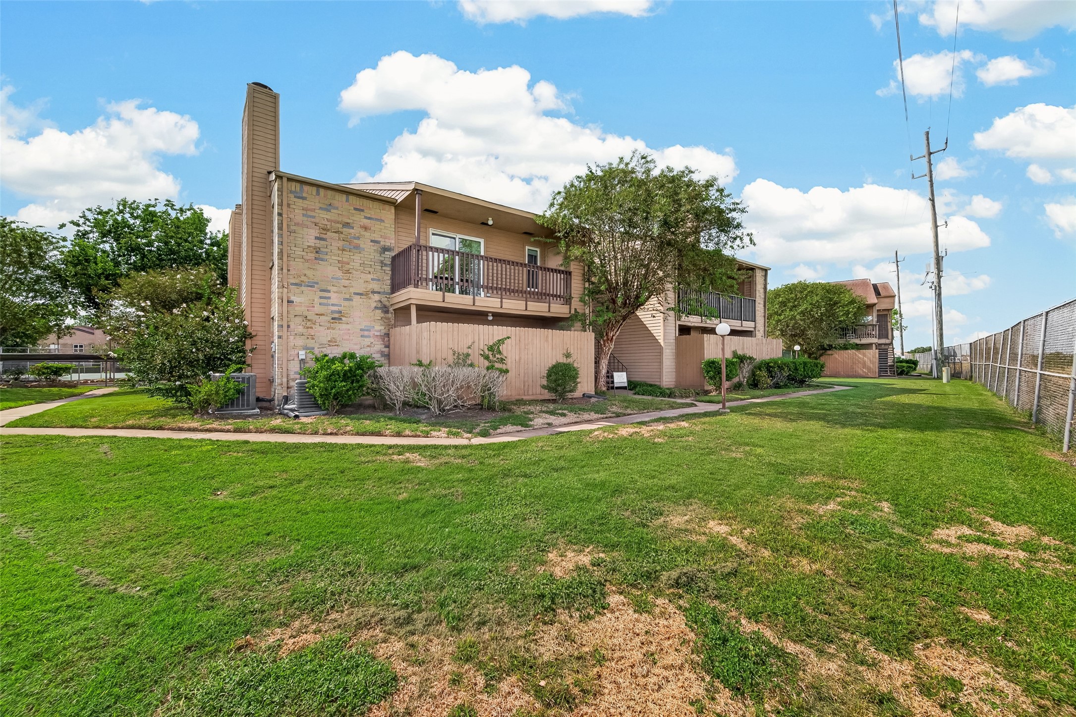10555 Turtlewood Court, #1006, Houston, TX 77072
