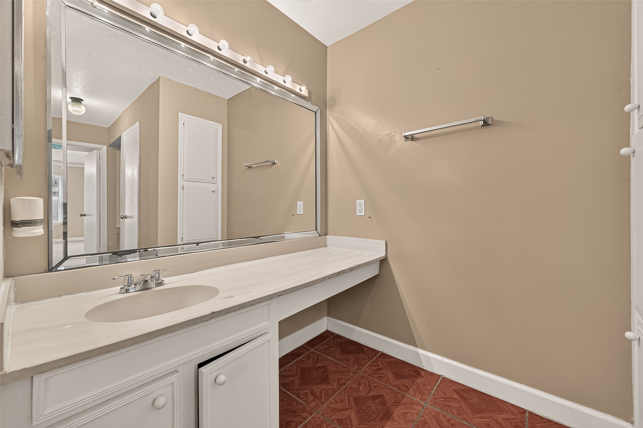 10555 Turtlewood Court, #1006, Houston, TX 77072