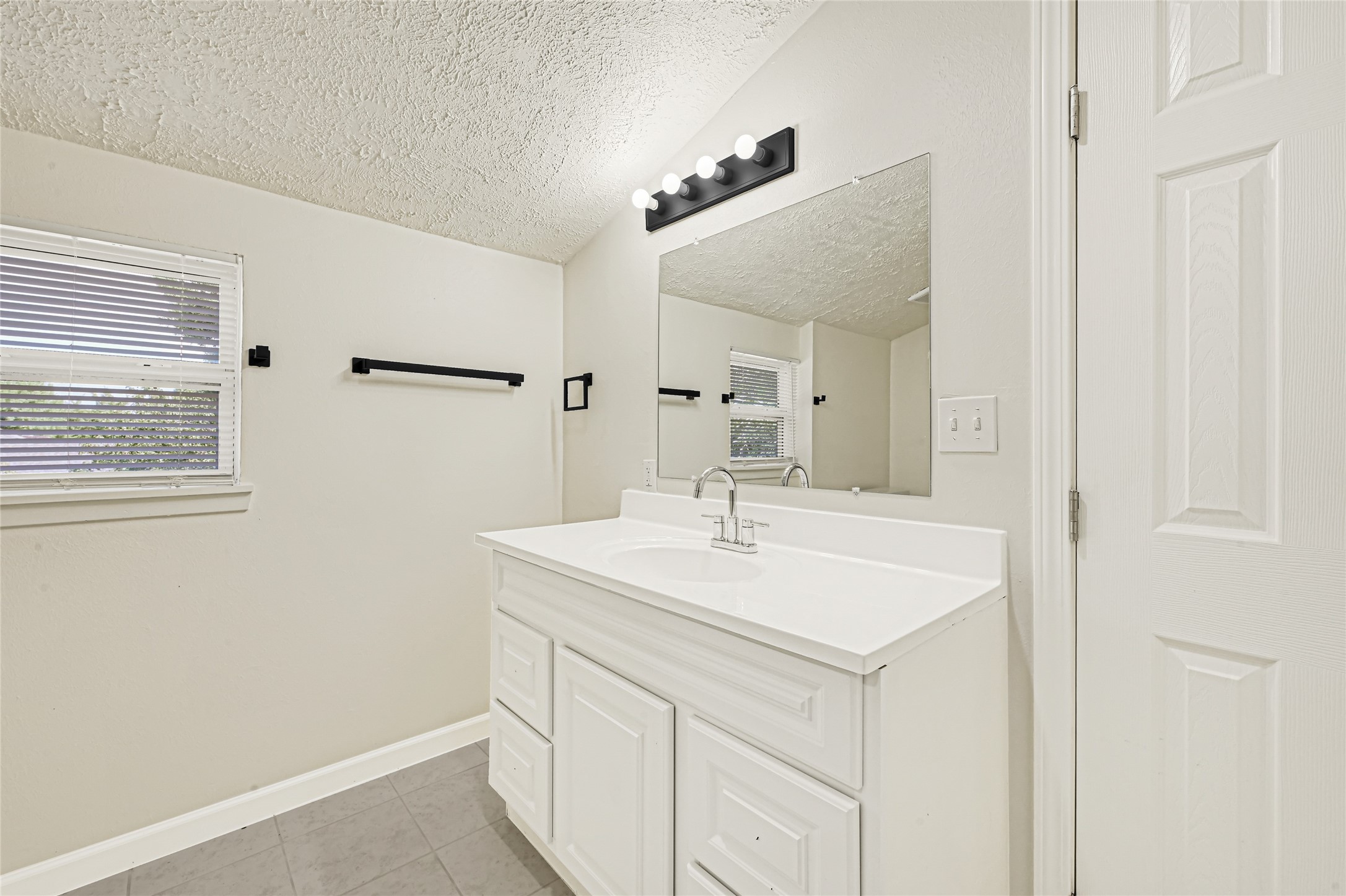 First Floor - Full Bathroom