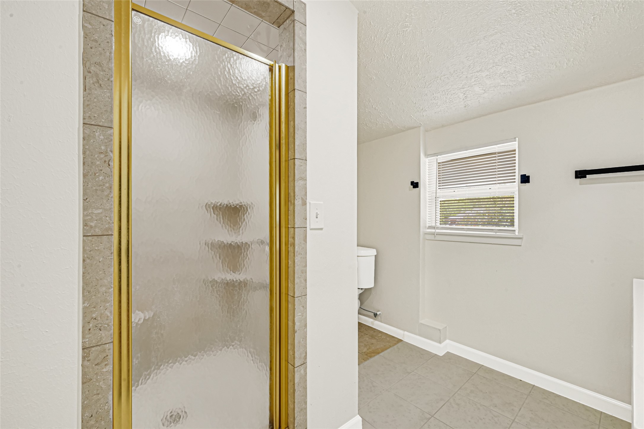 Third Floor - Full Bathroom - Walk-in Shower