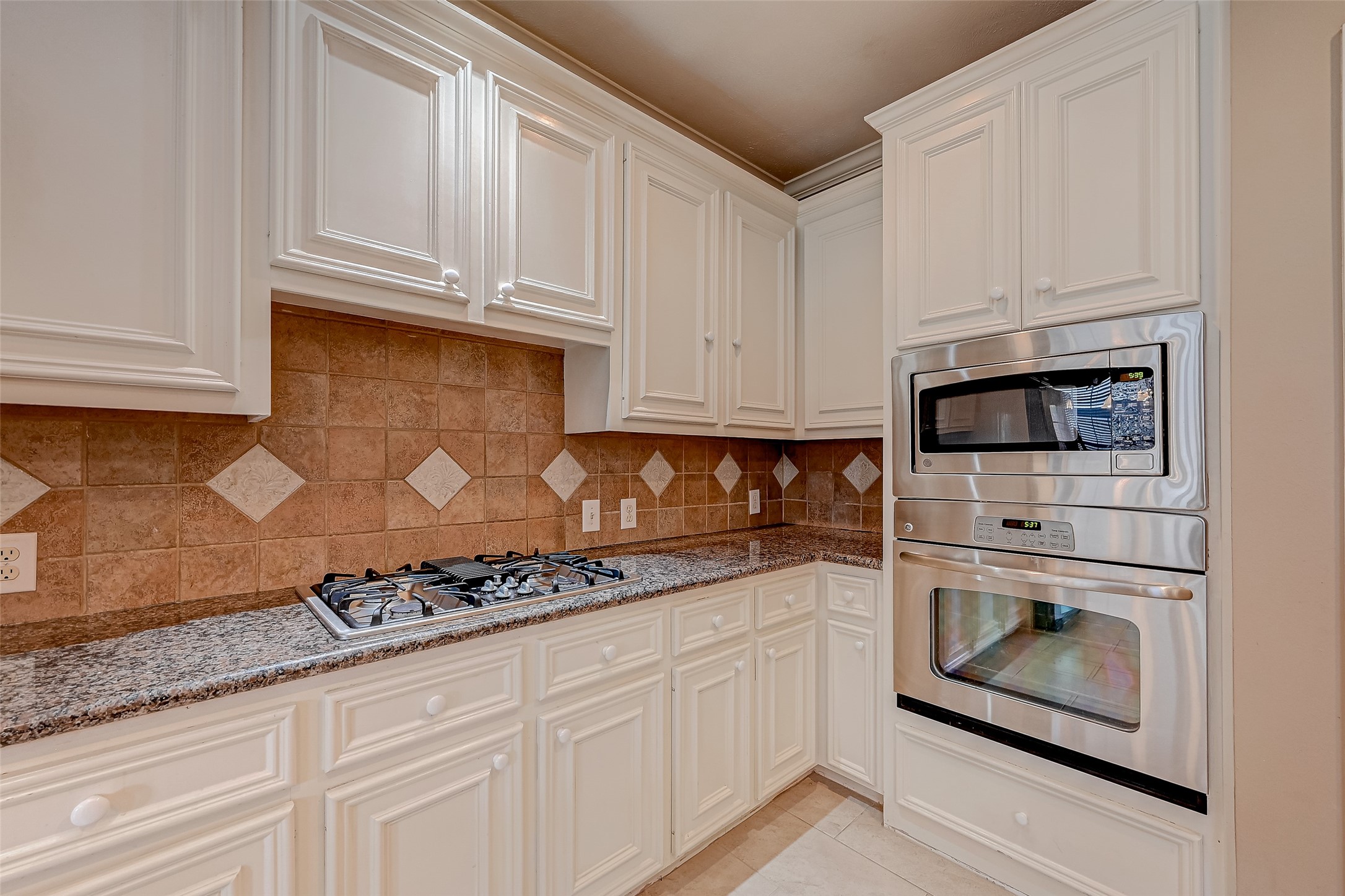 1838 Northshore Drive, Missouri City, TX 77459