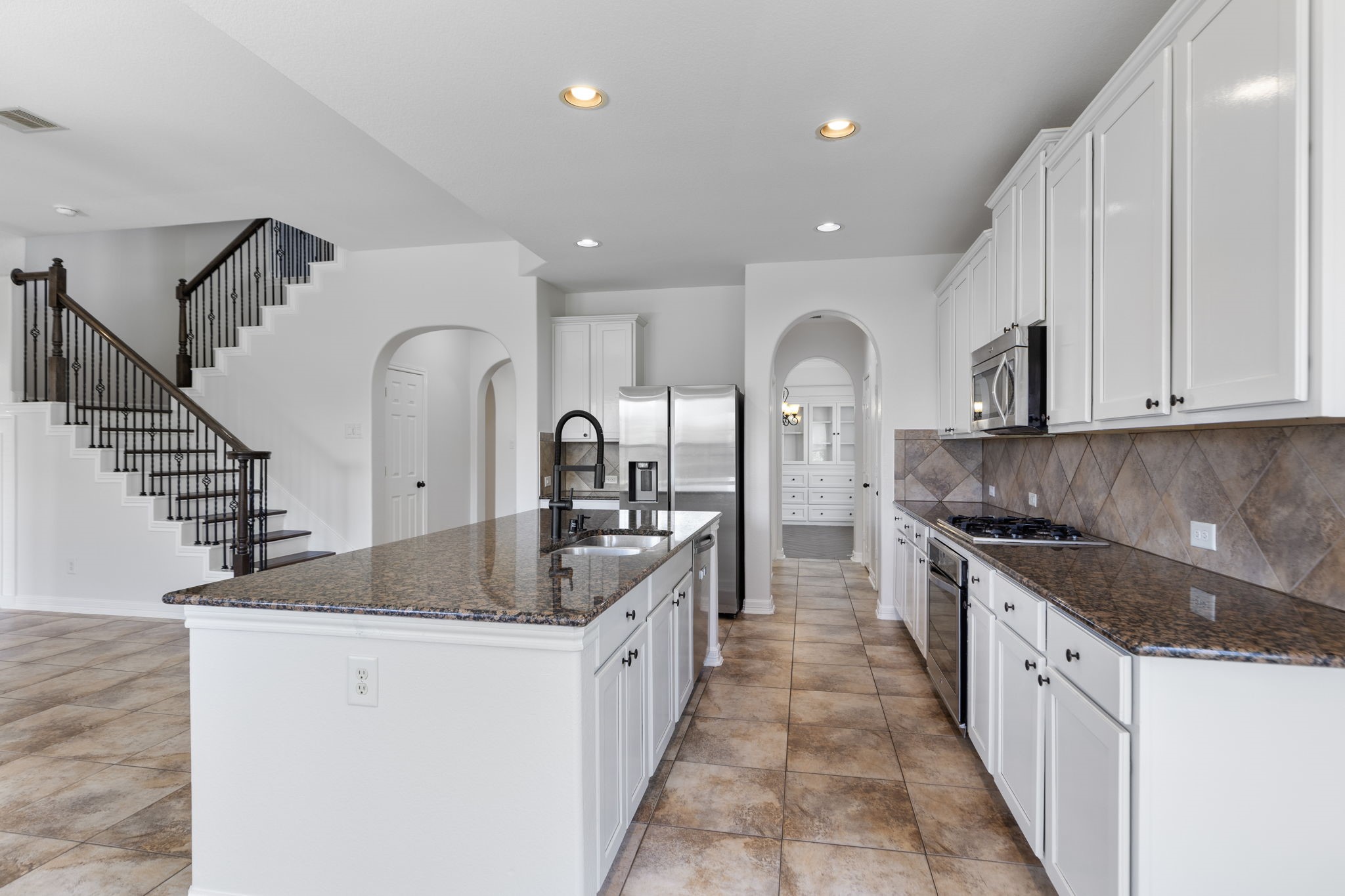 10546 Hartfield Bluff Lane, Cypress, TX 77433
