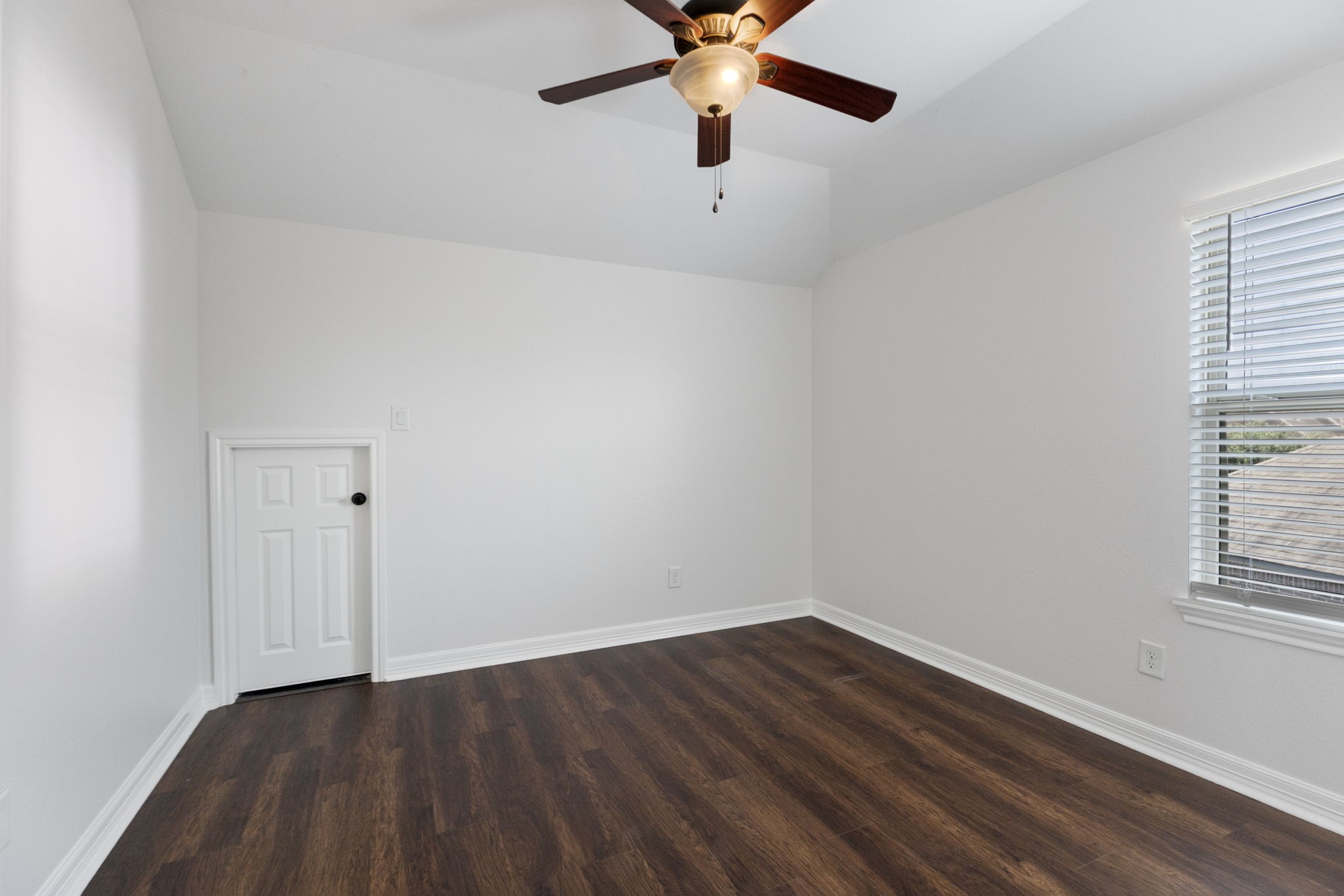 10546 Hartfield Bluff Lane, Cypress, TX 77433