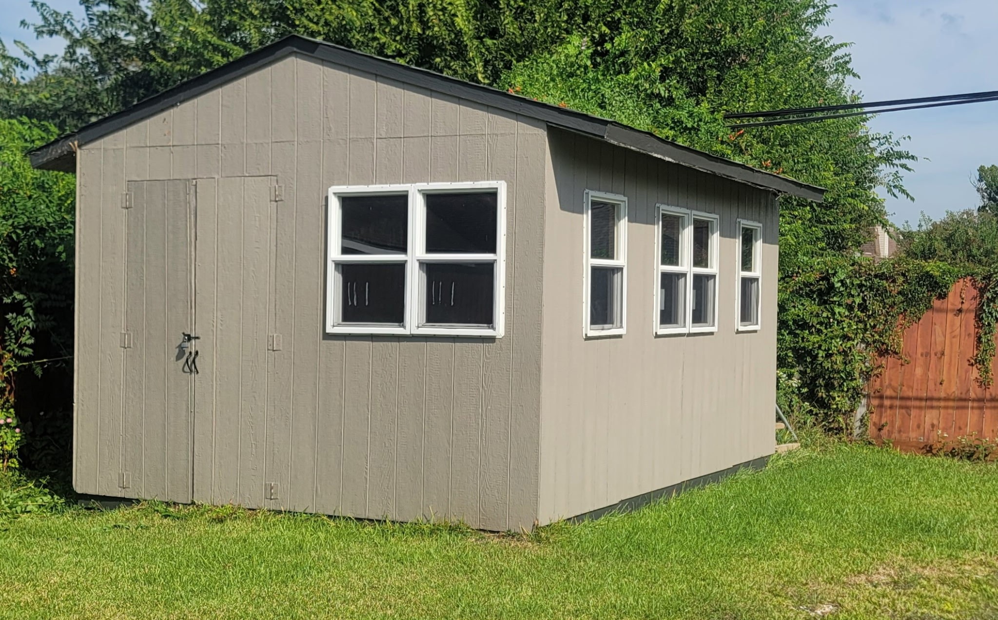 129 Mulberry Street, Lake Jackson, TX 77566