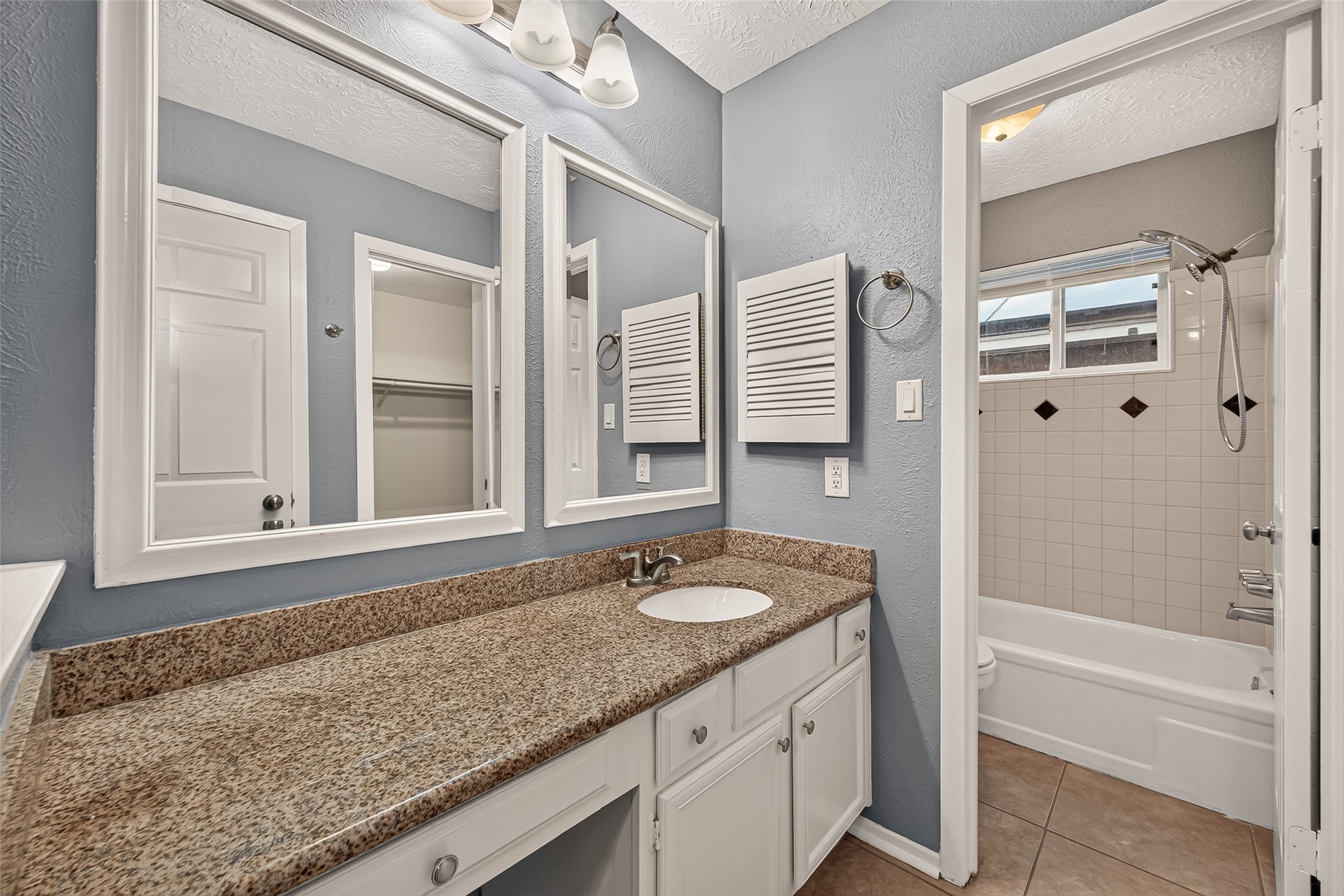 1338 Leadenhall Circle, Channelview, TX 77530