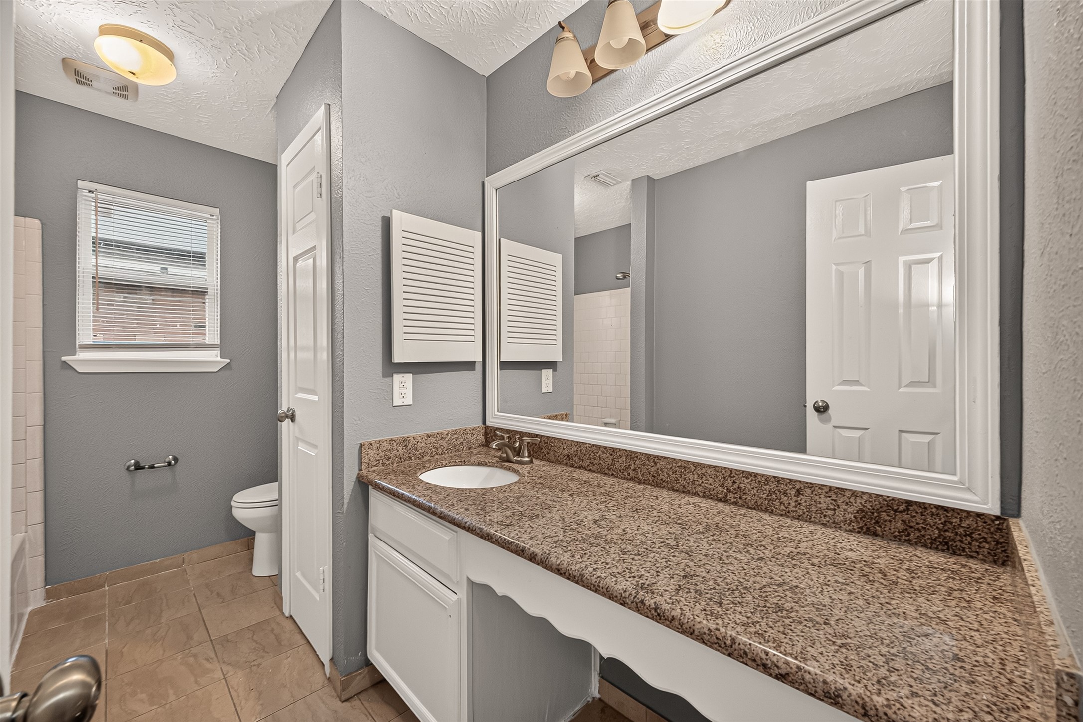 1338 Leadenhall Circle, Channelview, TX 77530