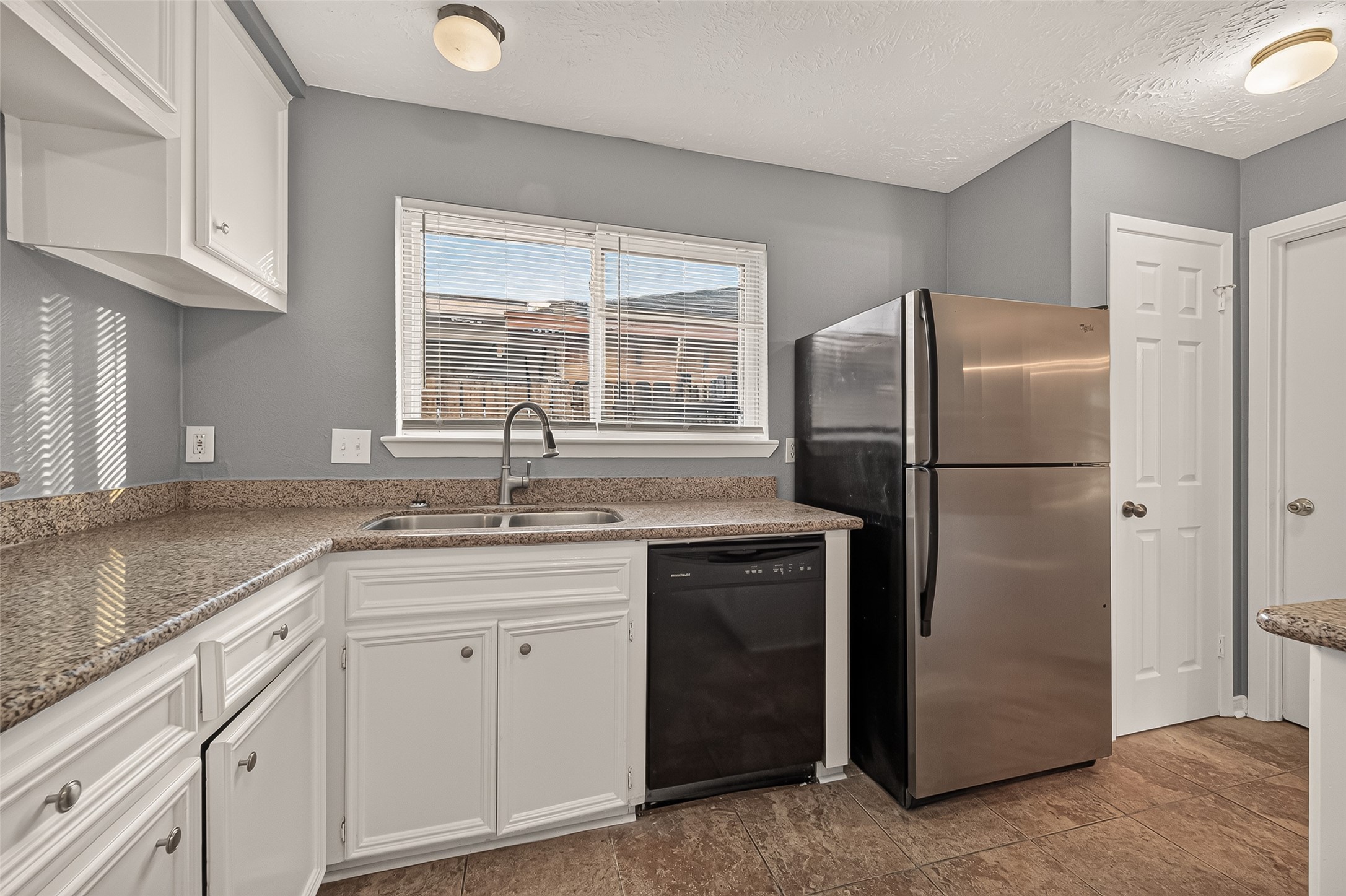 1338 Leadenhall Circle, Channelview, TX 77530