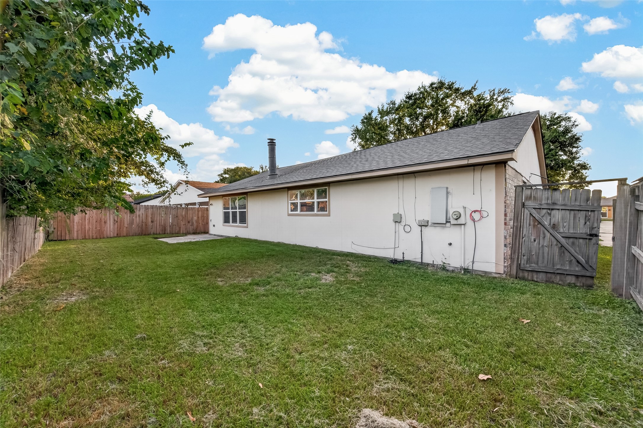1338 Leadenhall Circle, Channelview, TX 77530