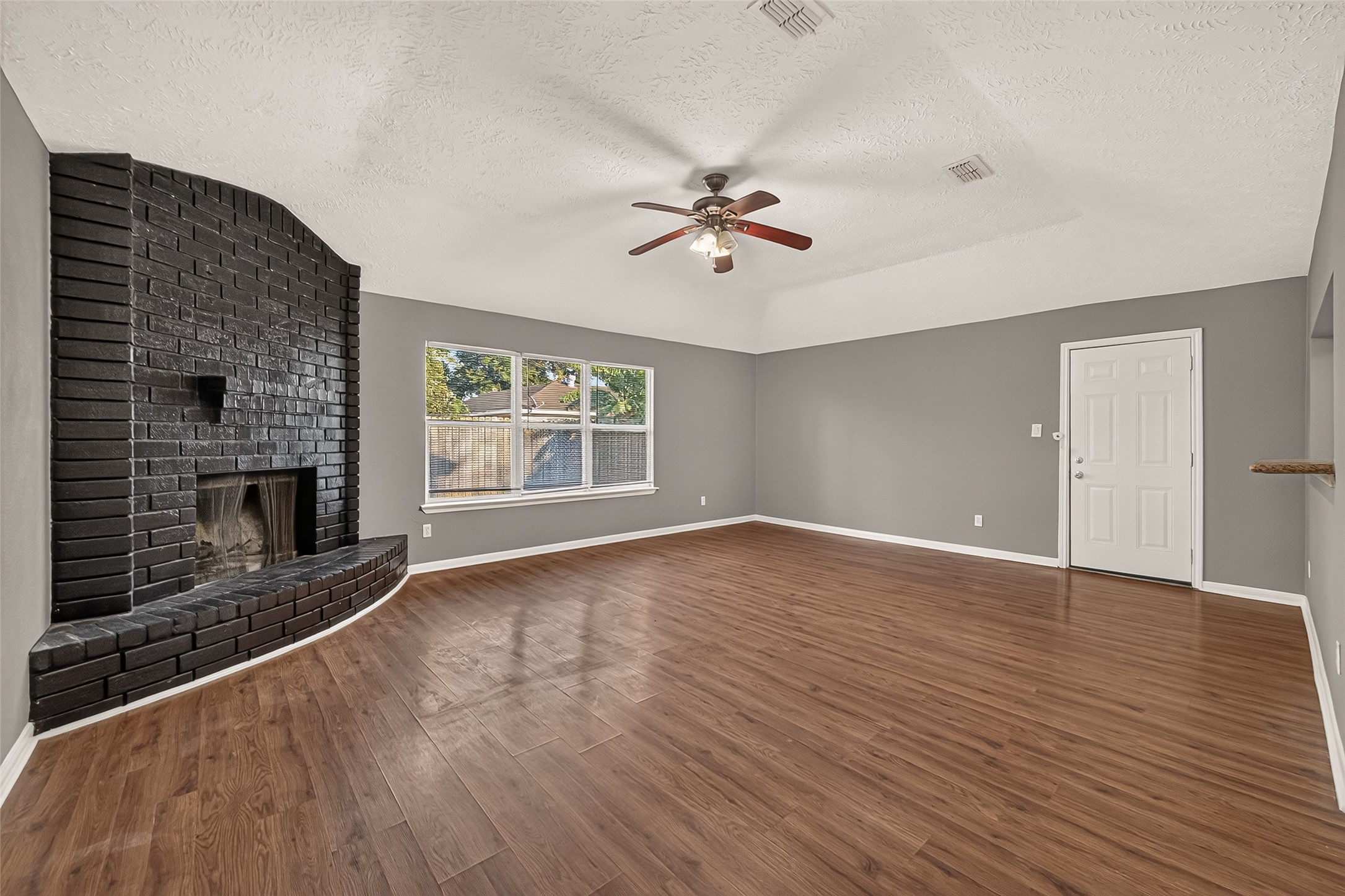 1338 Leadenhall Circle, Channelview, TX 77530