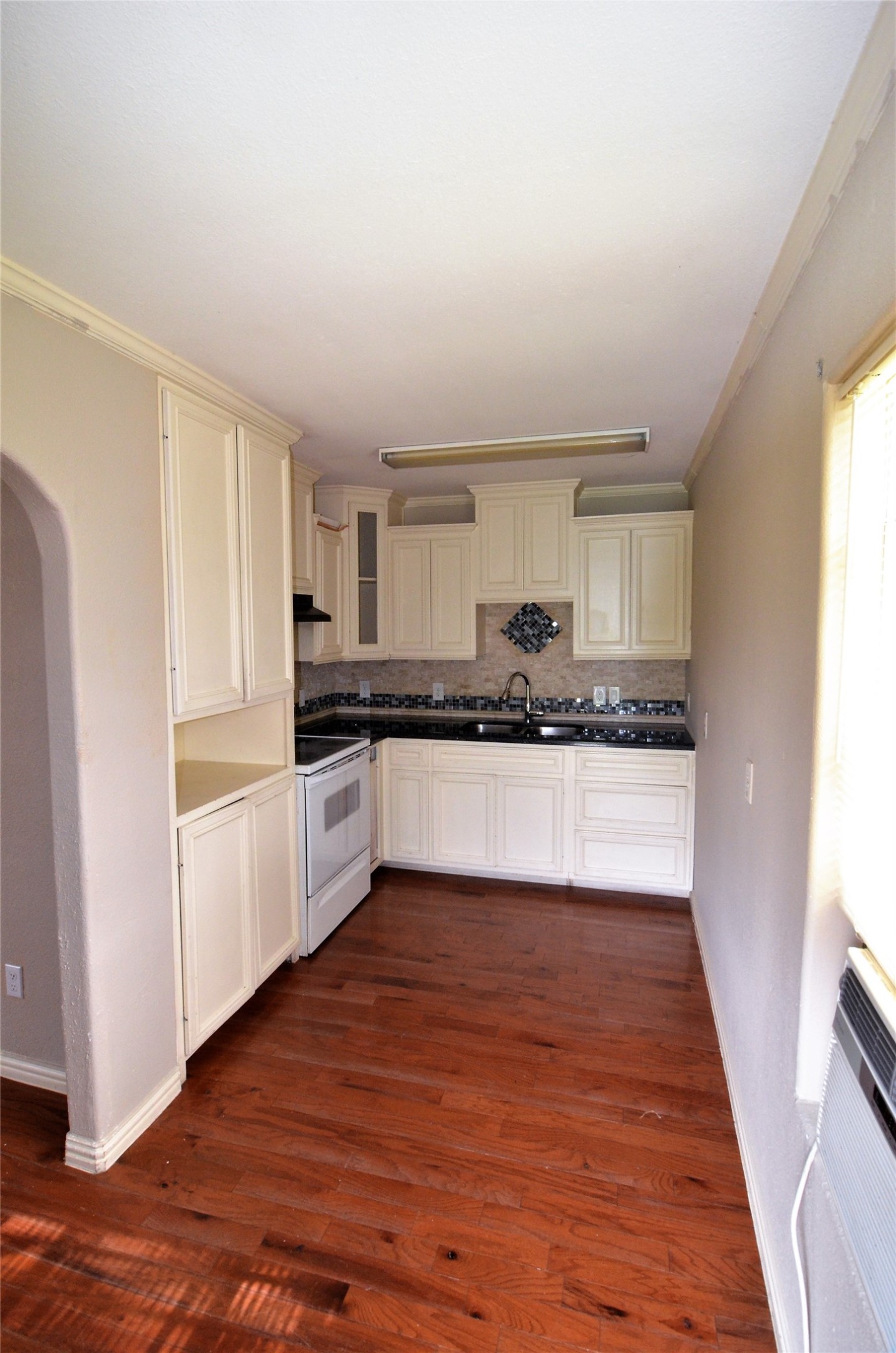 7326 Eagle Pass Street, Houston, TX 77020