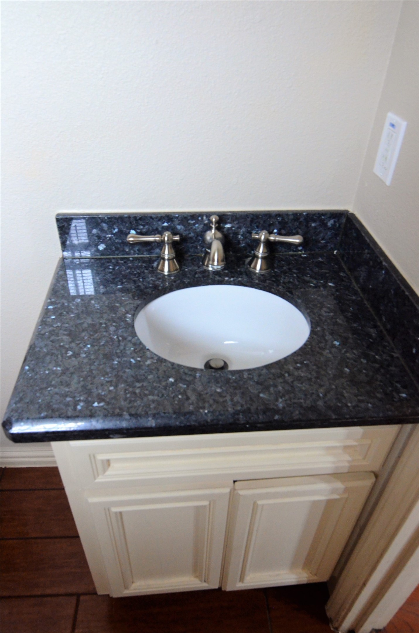 7326 Eagle Pass Street, Houston, TX 77020