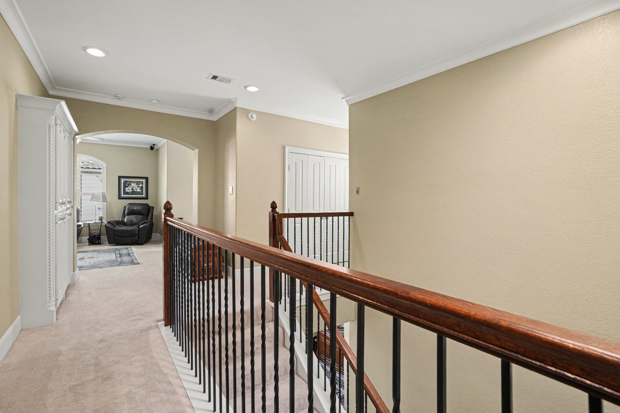 13 Laurelwood Drive, Houston, TX 77058