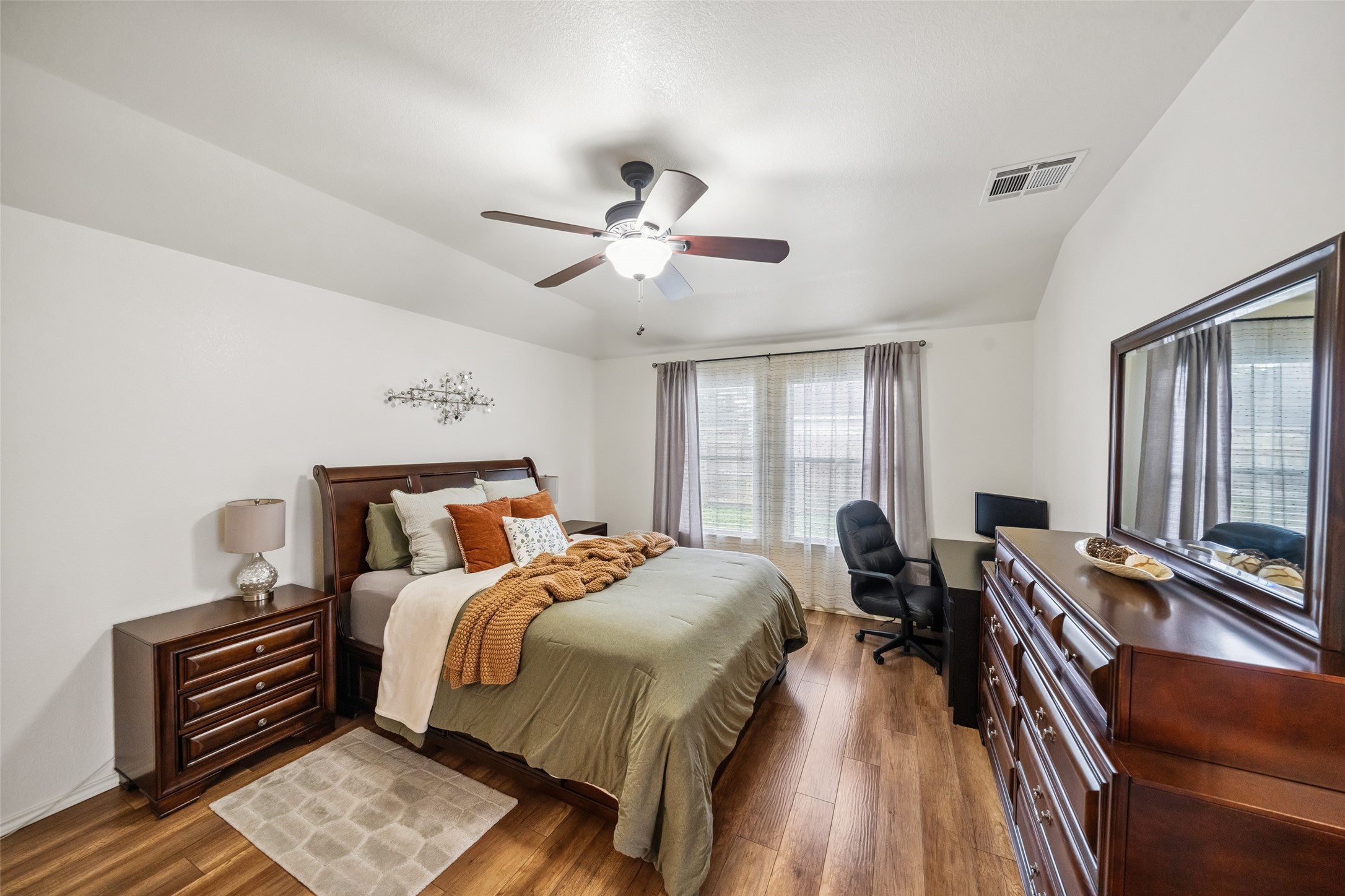 17911 Yukon Pass Drive, Humble, TX 77346