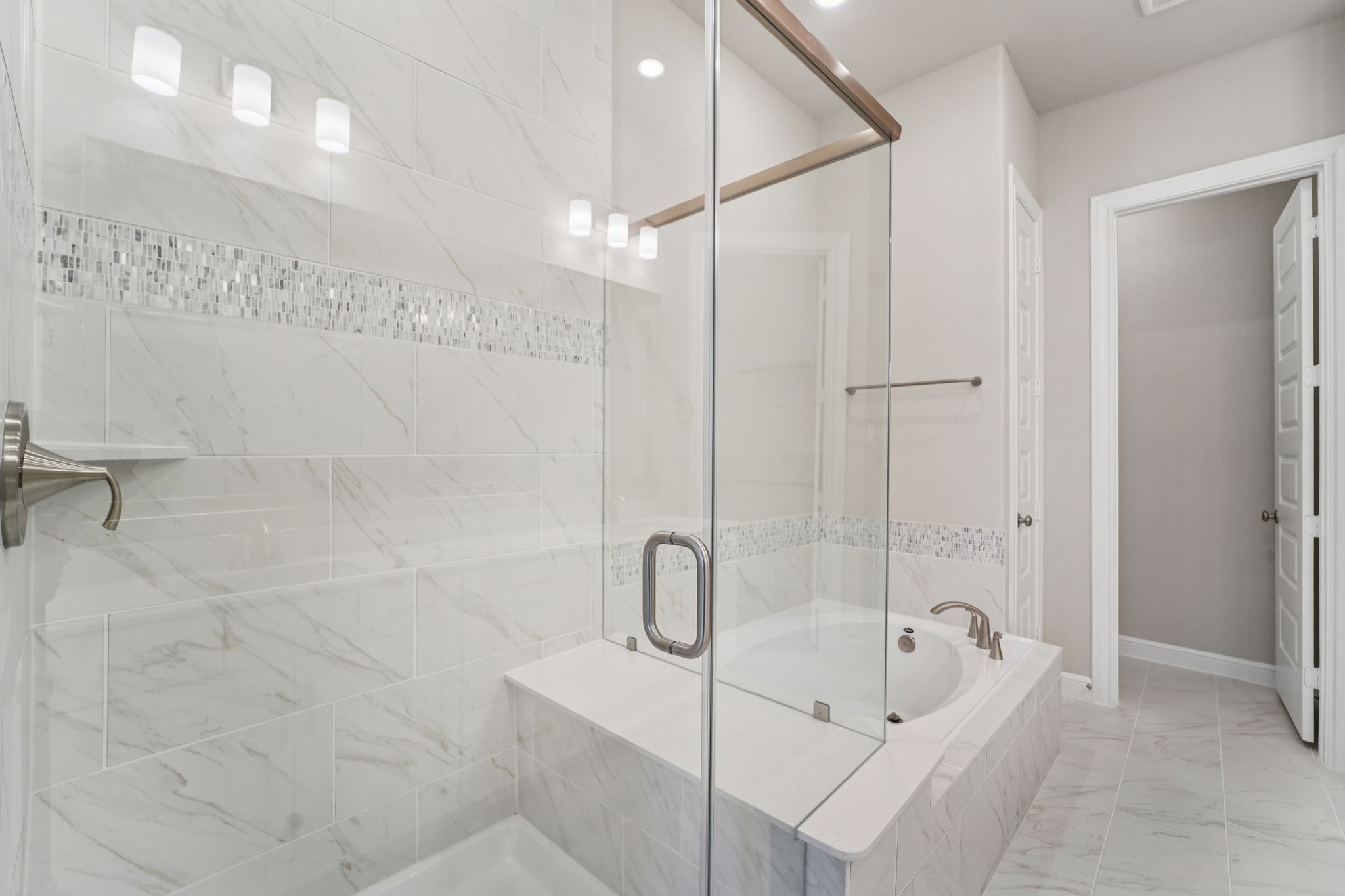 Photo is not of actual home, but is an inspirational photo of builder's model home and may depict options, furnishings, and/or decorator features that are not included.