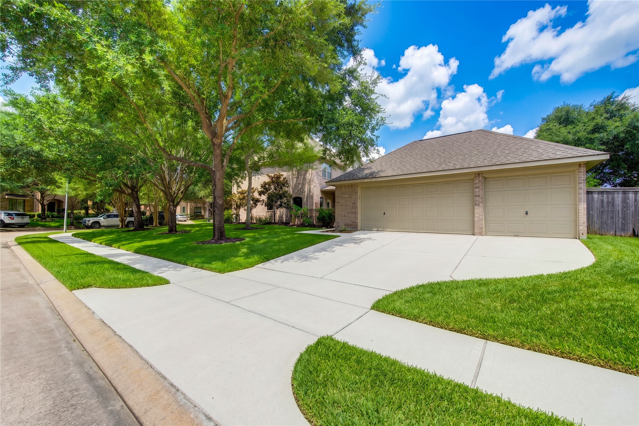 3 car garage
