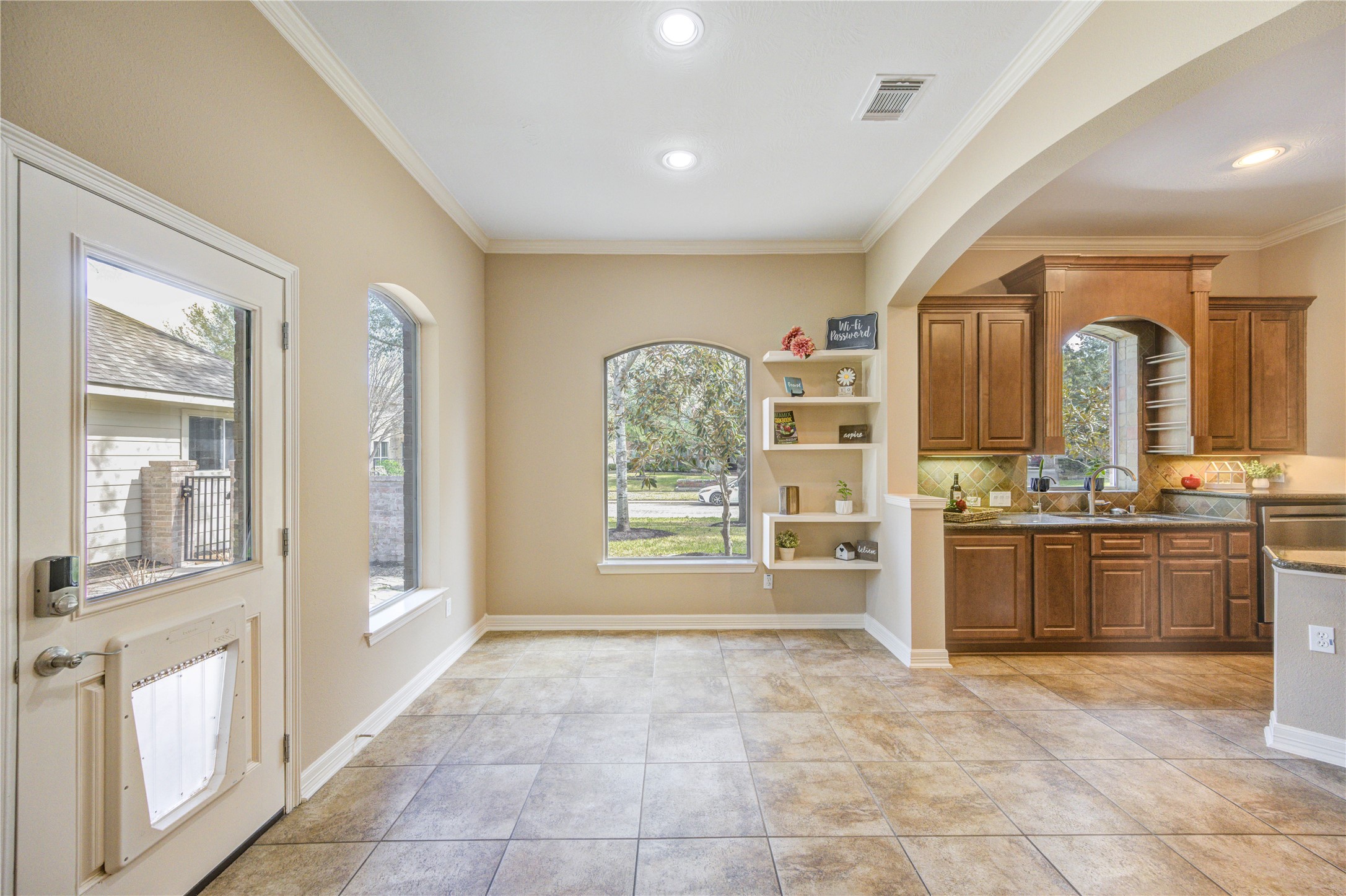 Breakfast area